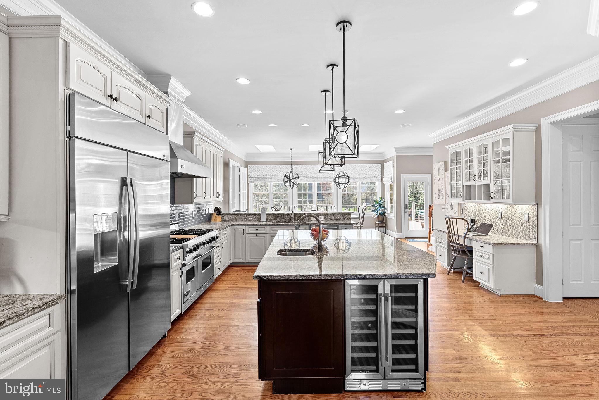 VILLAGE OF WAXPOOL - Residential