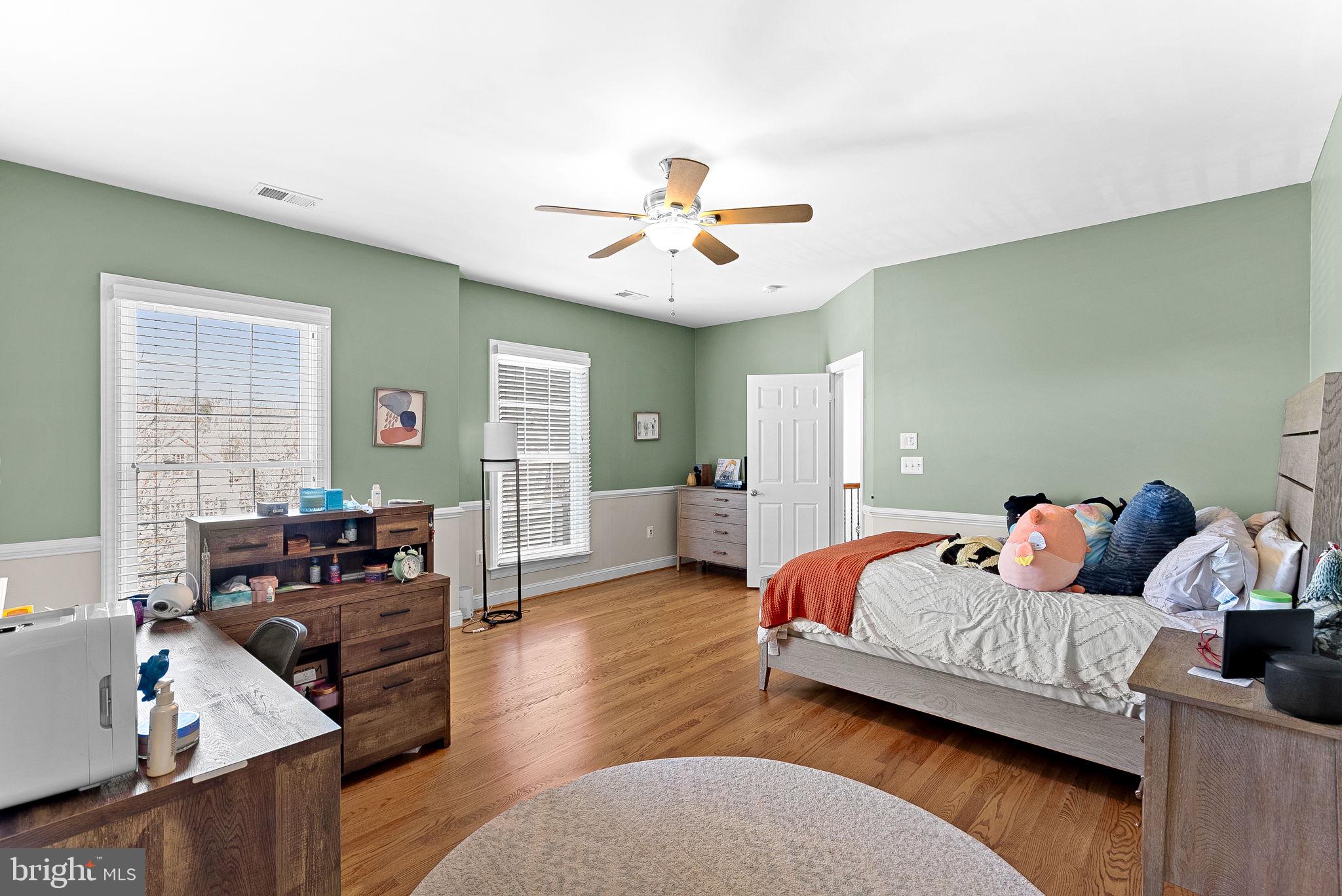 VILLAGE OF WAXPOOL - Residential