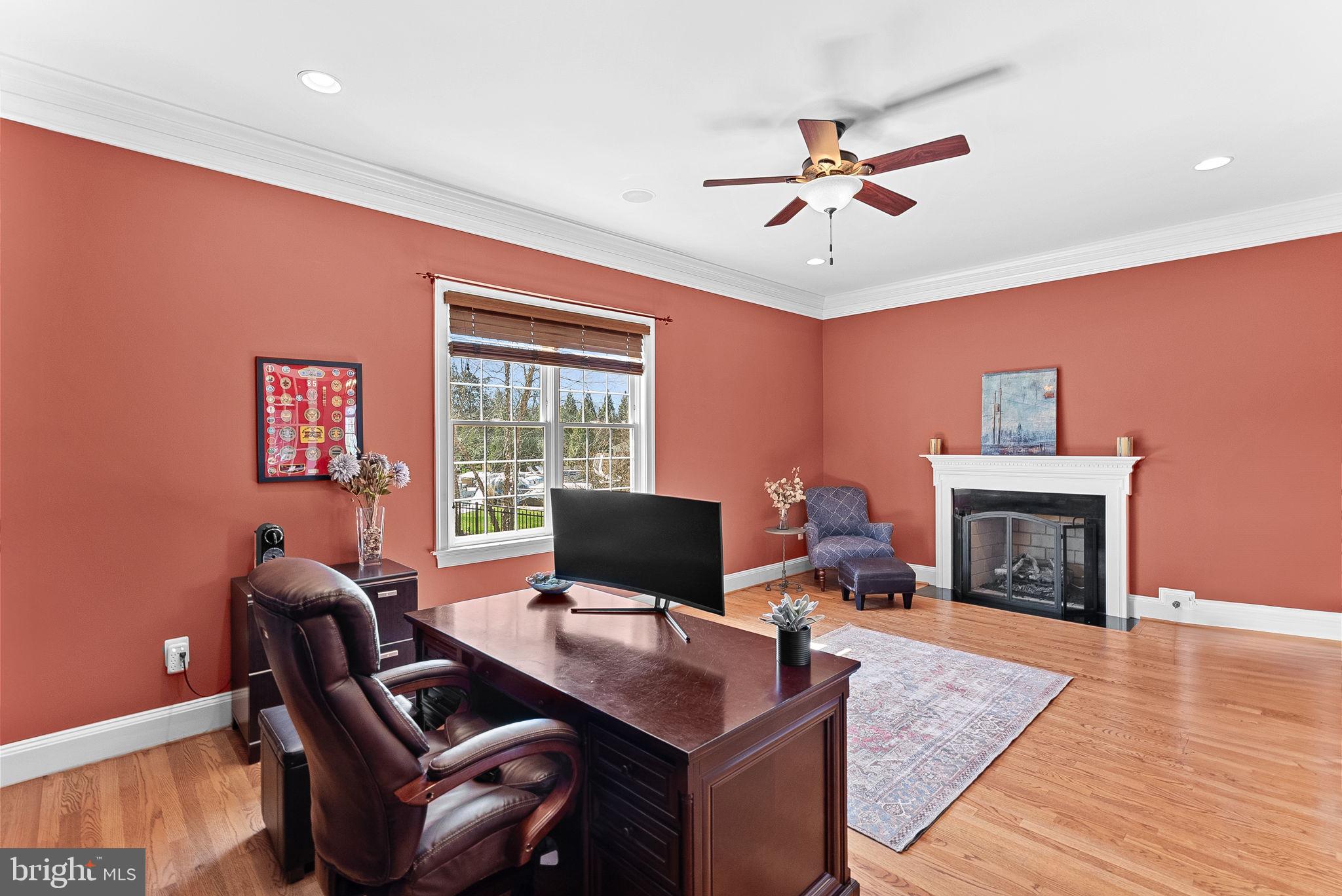 VILLAGE OF WAXPOOL - Residential