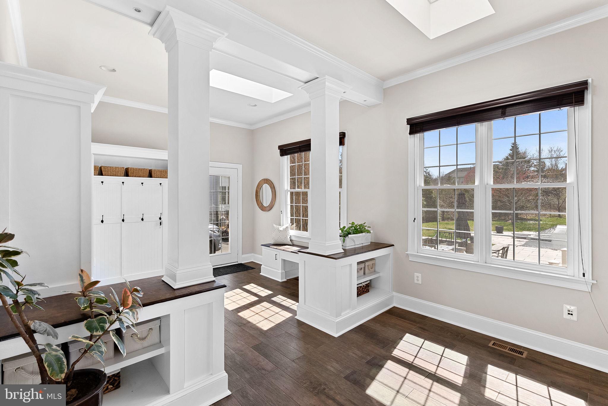 VILLAGE OF WAXPOOL - Residential