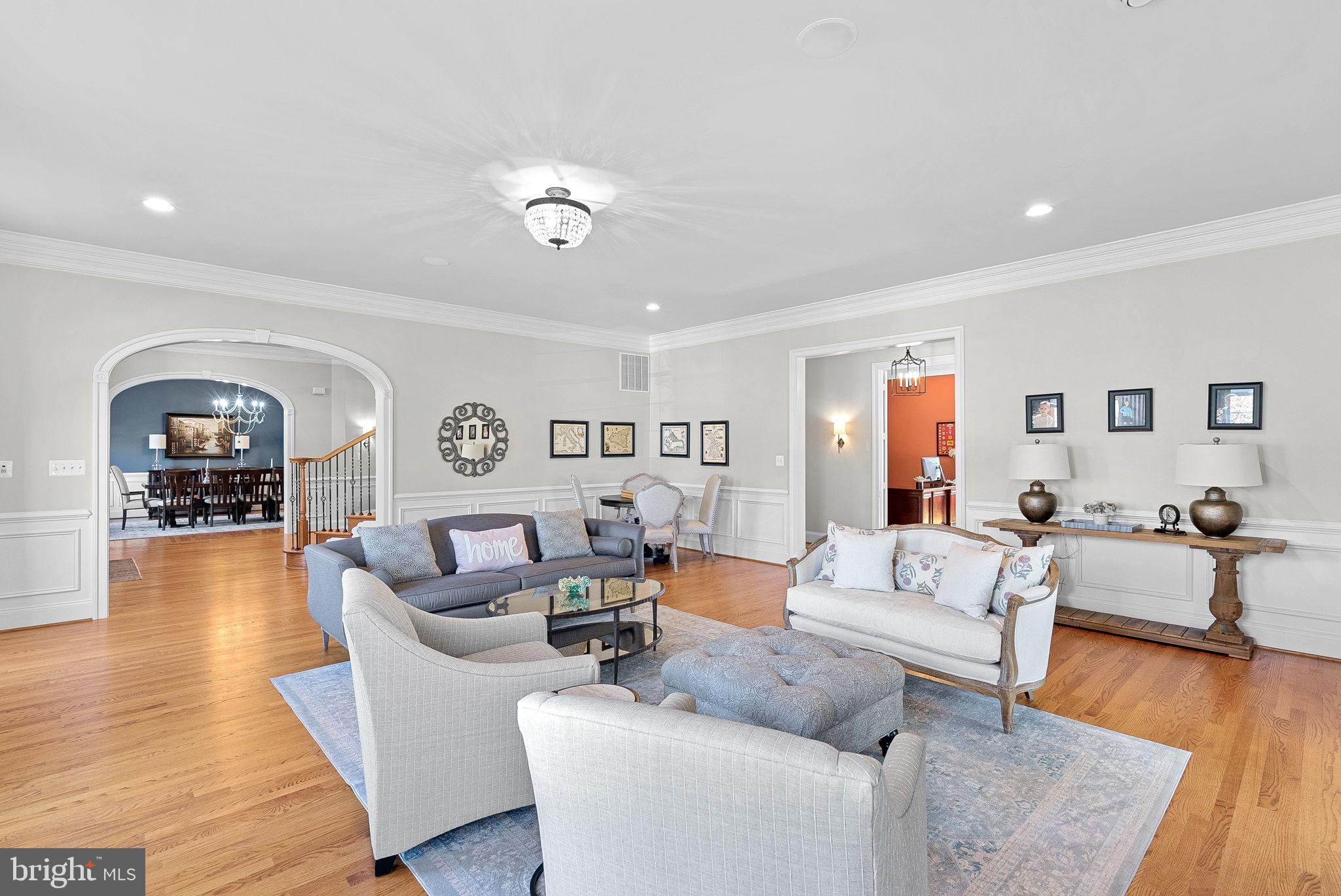 VILLAGE OF WAXPOOL - Residential