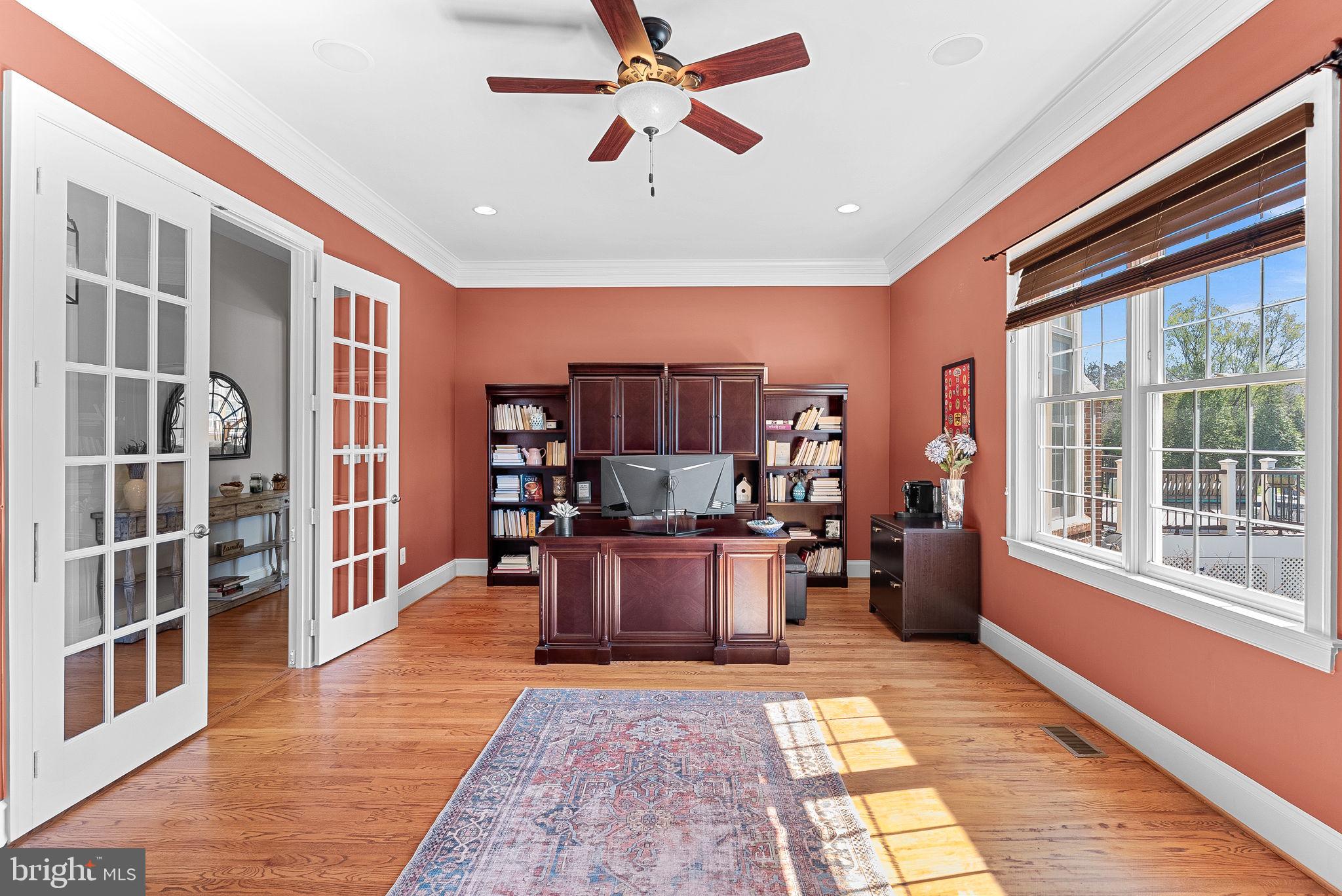 VILLAGE OF WAXPOOL - Residential