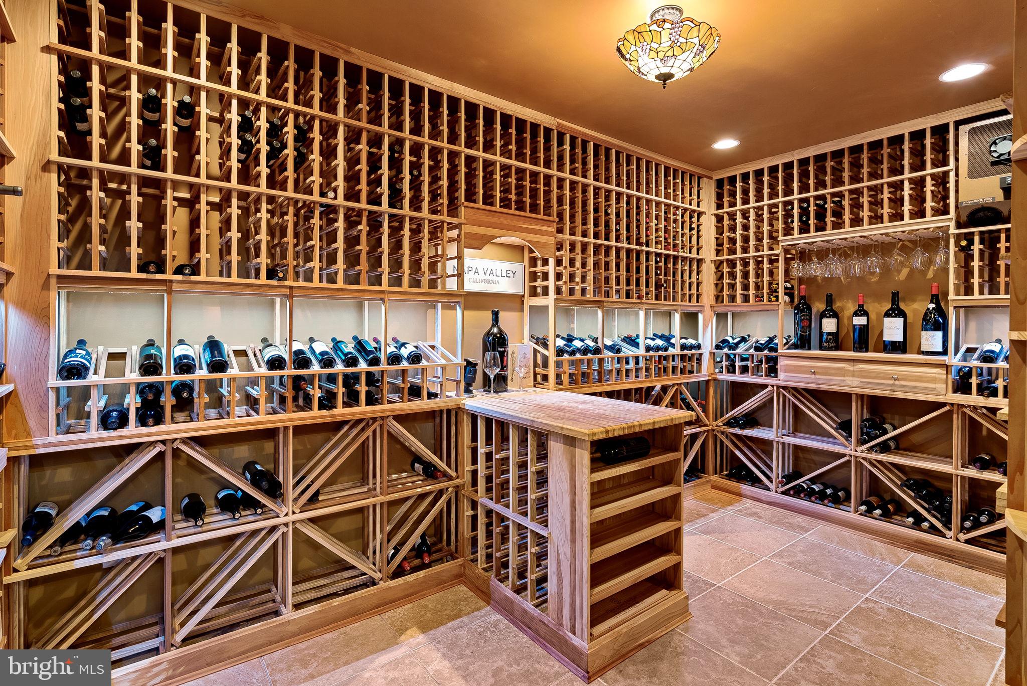 VILLAGE OF WAXPOOL - Residential