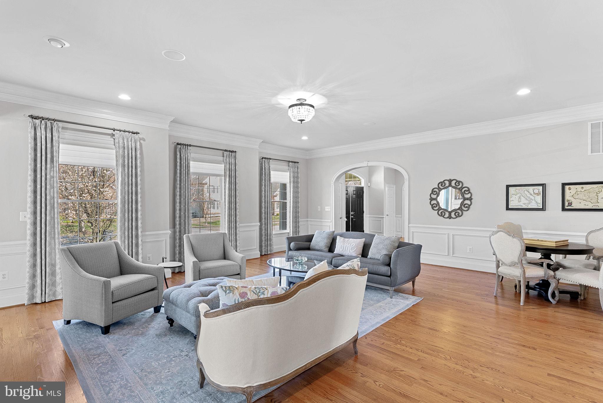 VILLAGE OF WAXPOOL - Residential