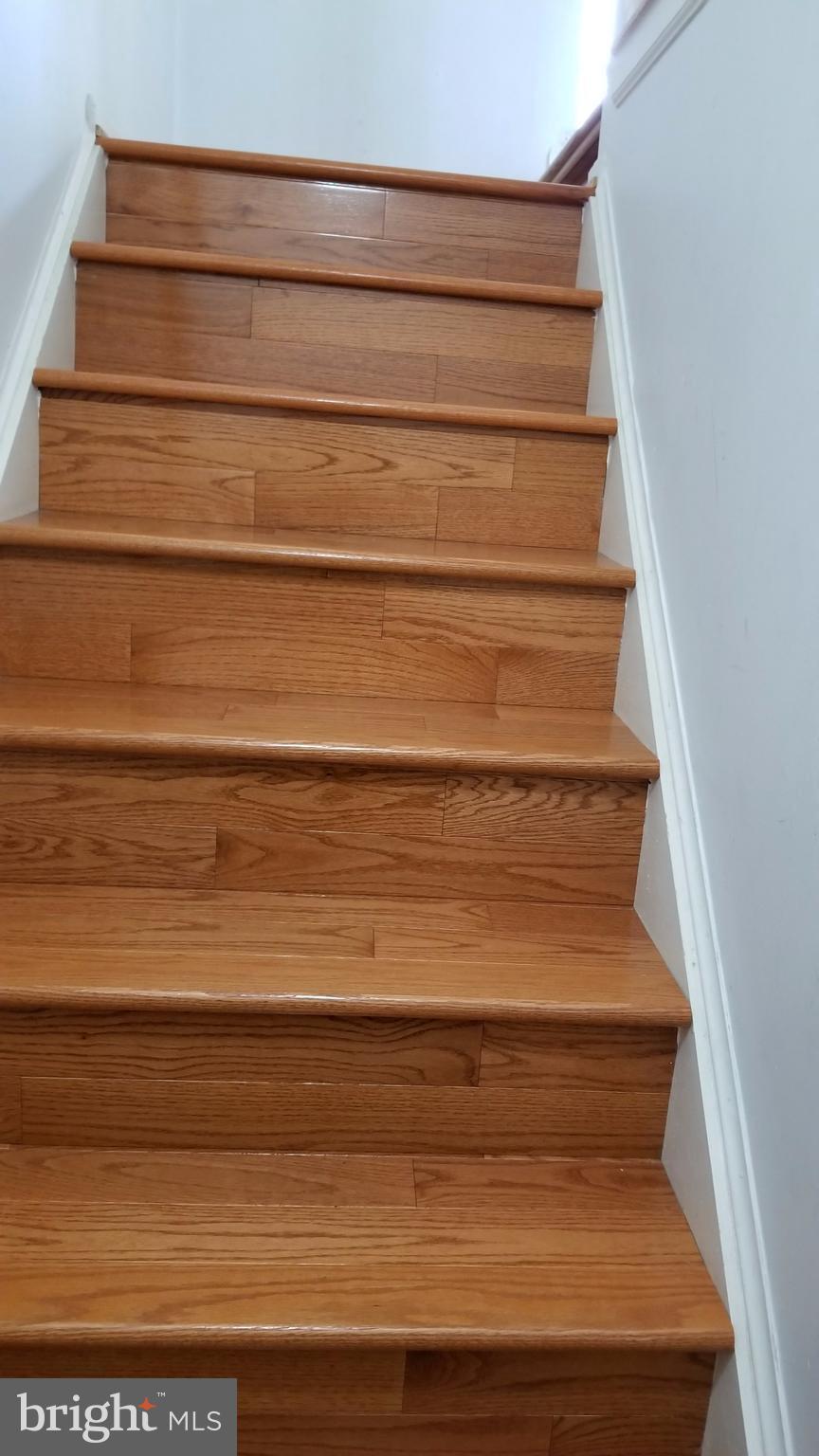 CLOVERLEAF TOWNHOMES - Residential Lease