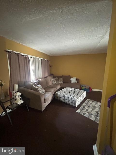 HIGHLAND GARDENS - Residential