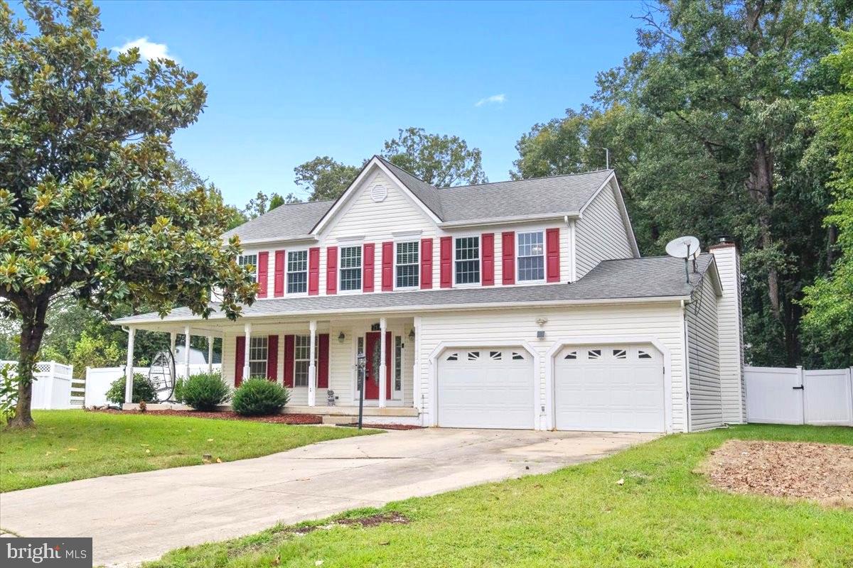 ASHFORD OAKS - Residential