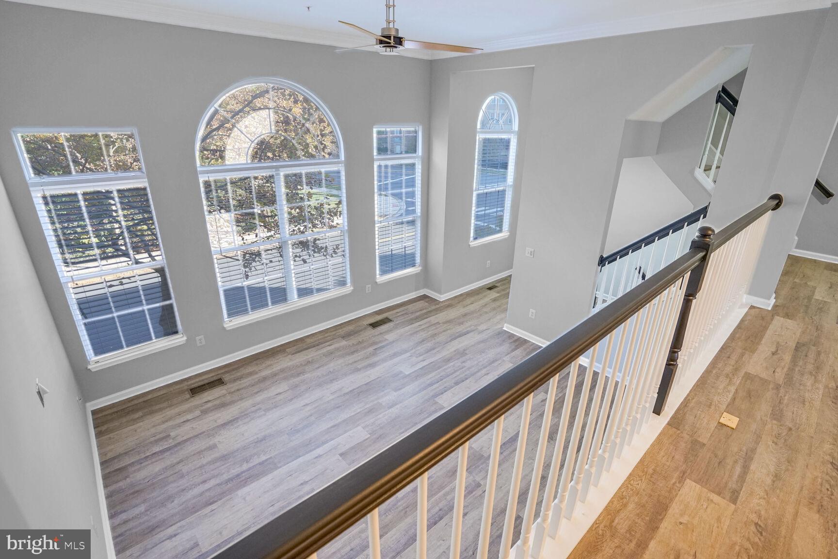 LINCOLN PARK - Residential Lease