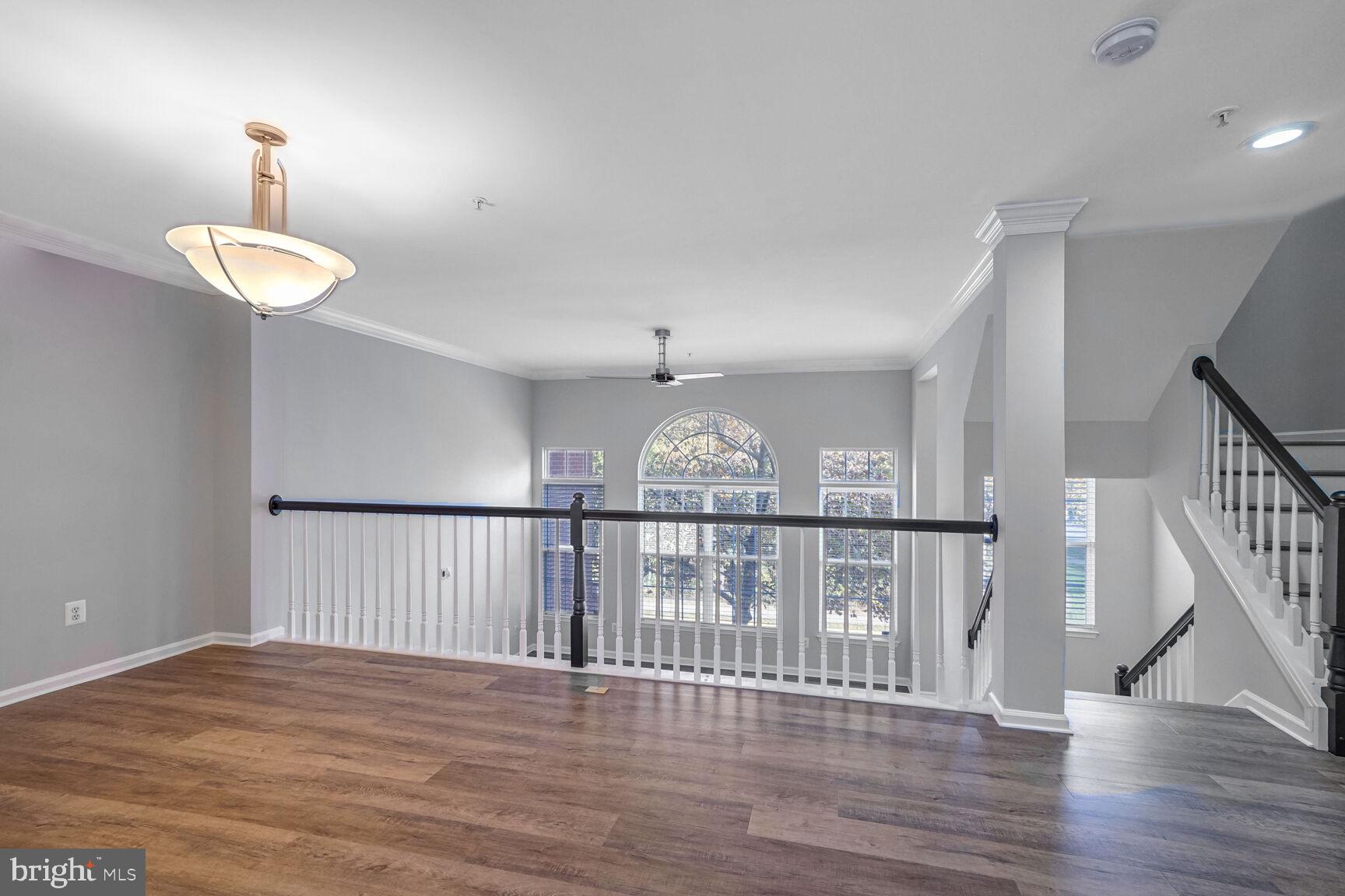 LINCOLN PARK - Residential Lease