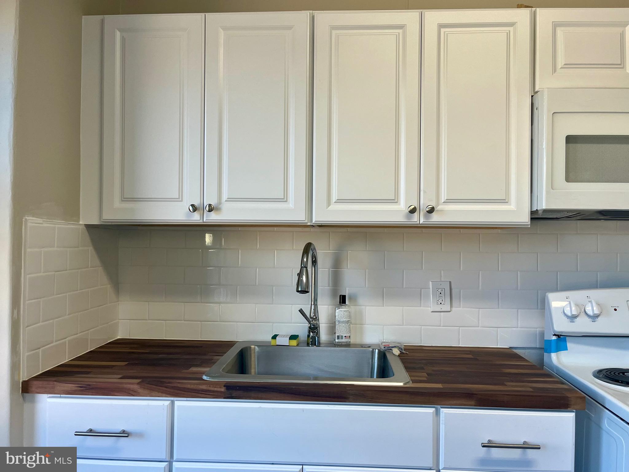 EAST ORELAND - Residential Lease