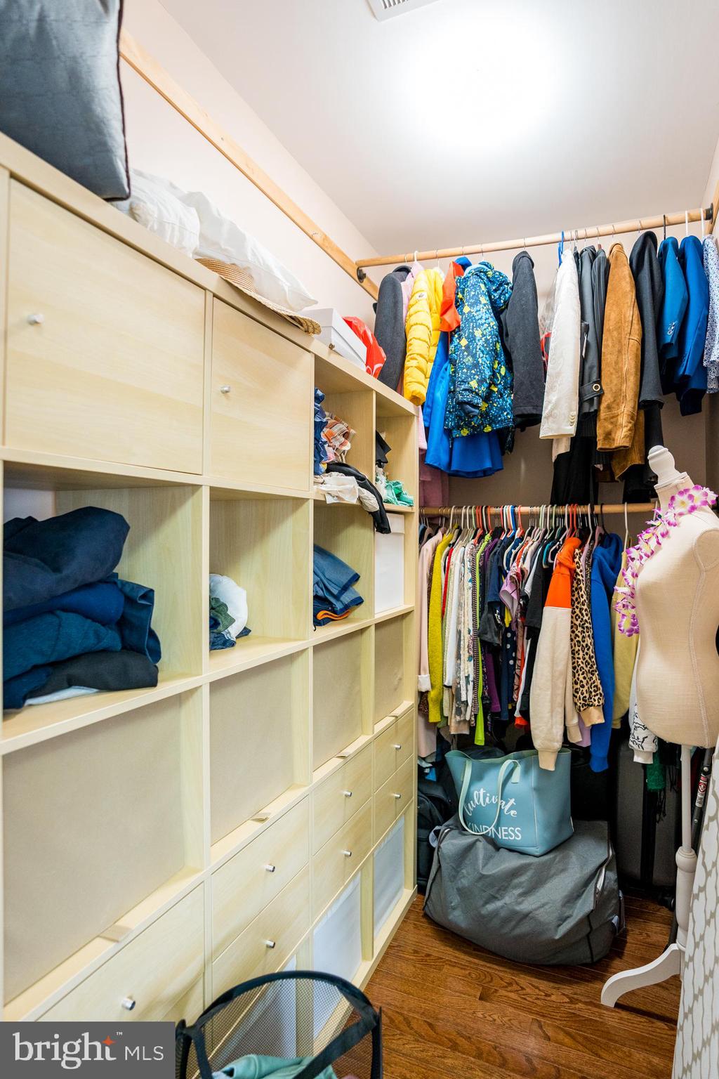 HOWARD SQUARE - Residential Lease