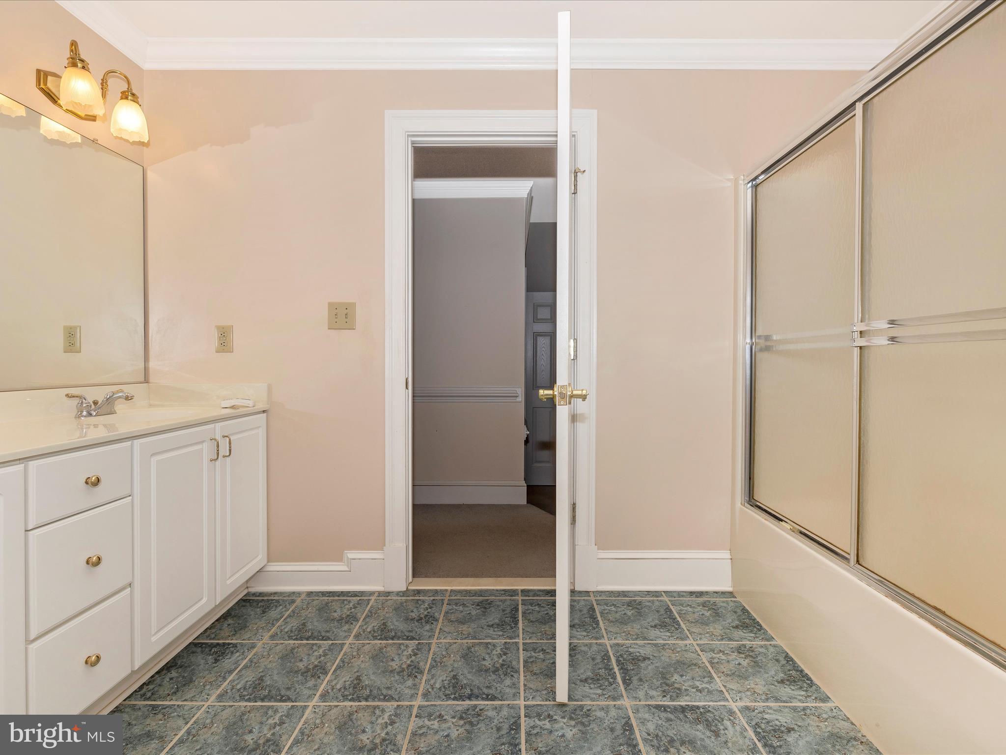 KNOXVILLE - Residential