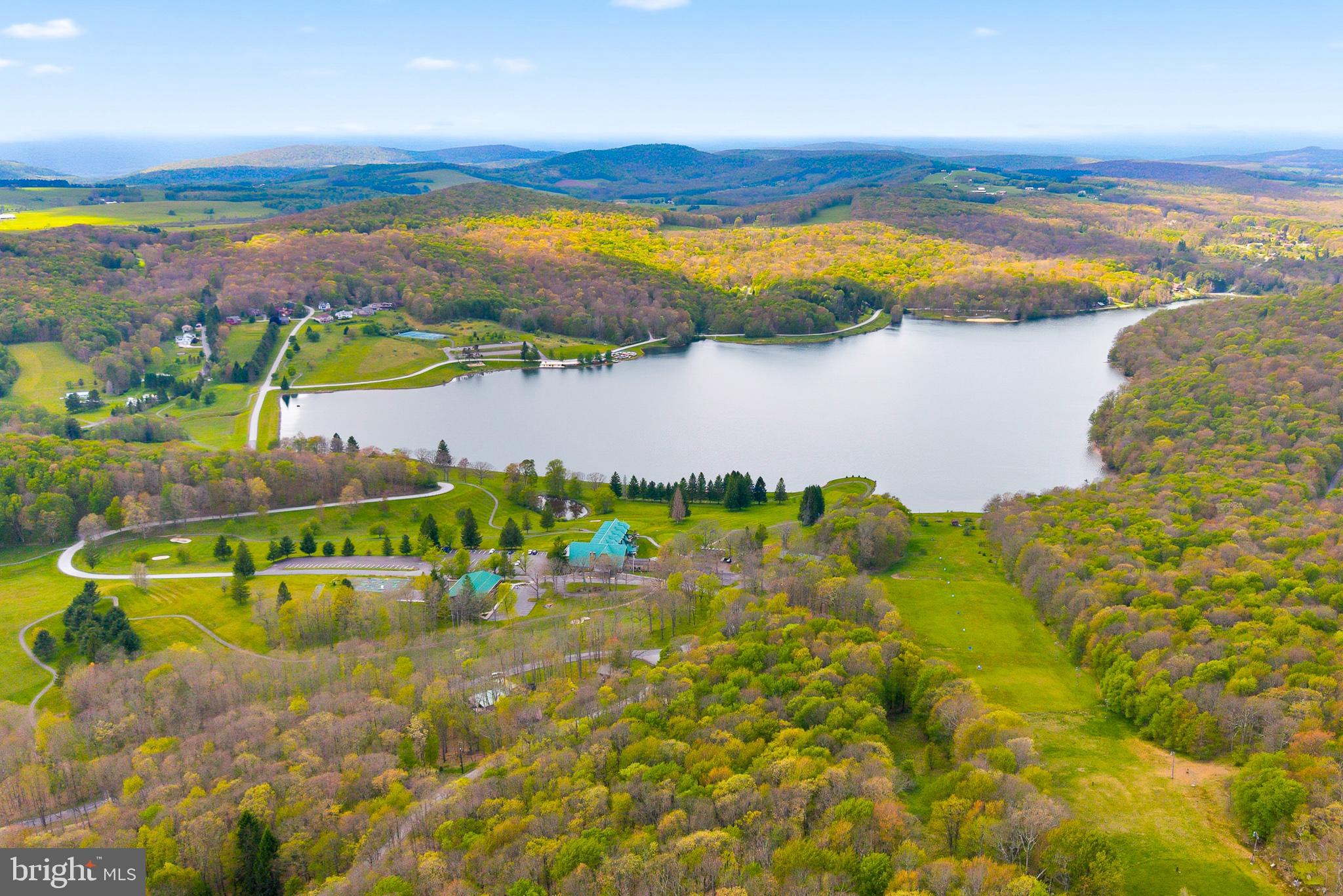 ALPINE LAKE  RESORT - Residential