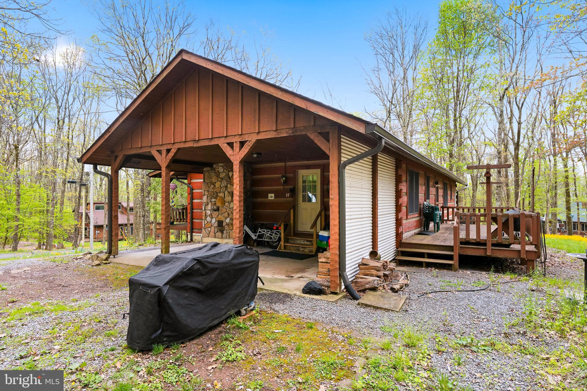 ALPINE LAKE  RESORT - Residential