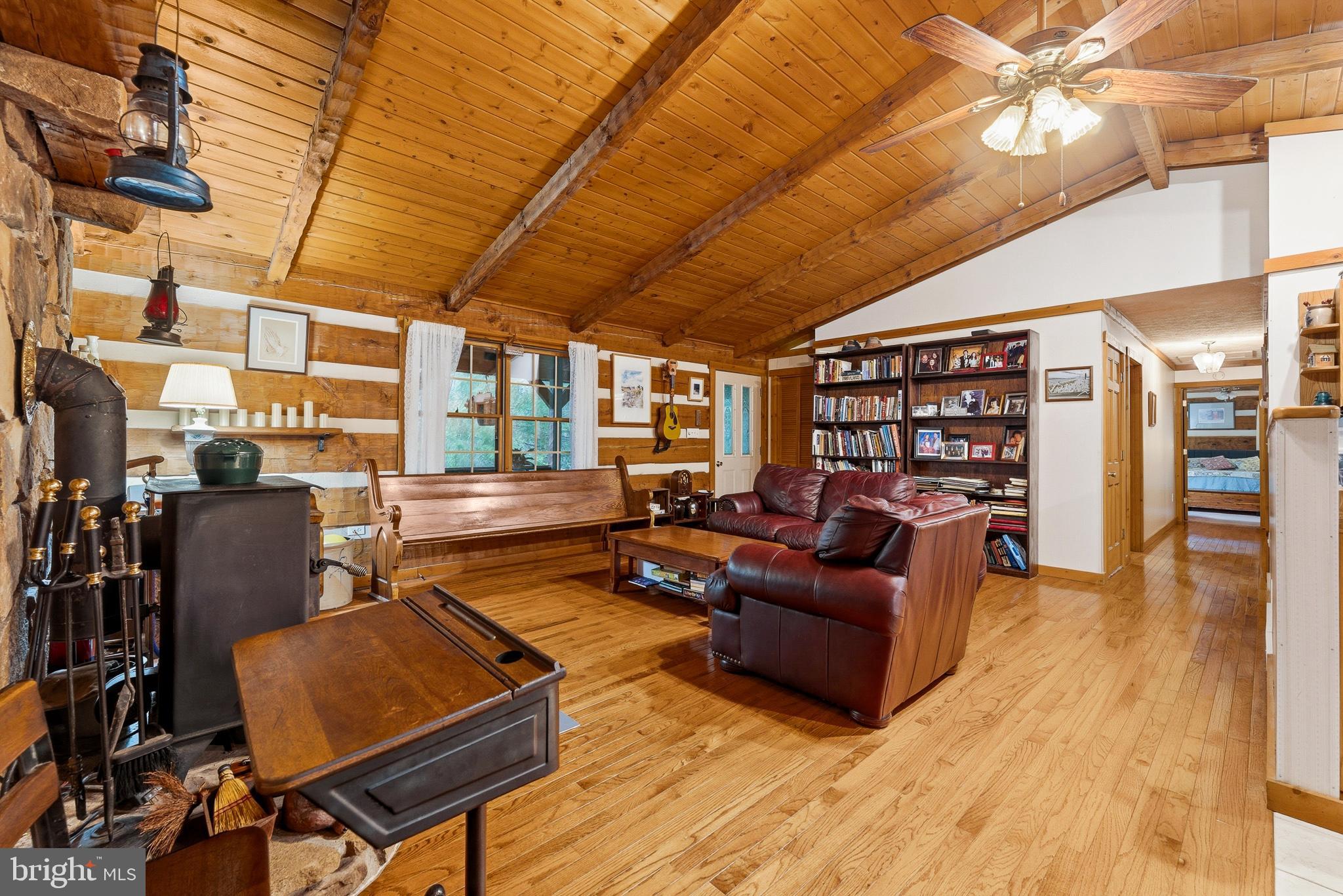 ALPINE LAKE  RESORT - Residential