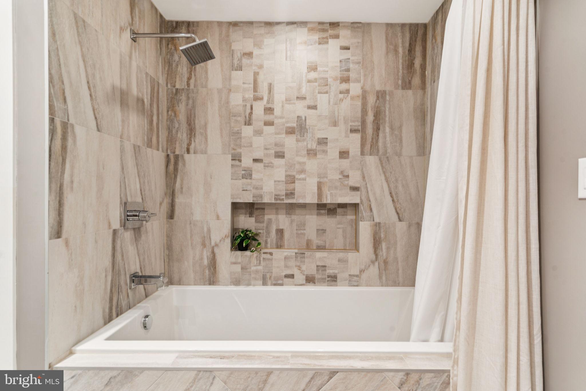 GRADUATE HOSPITAL - Residential