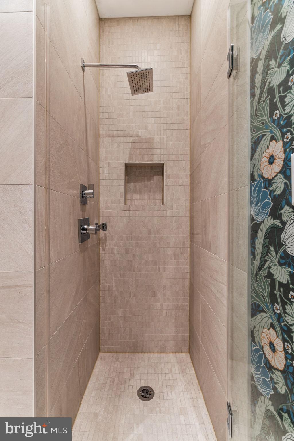 GRADUATE HOSPITAL - Residential