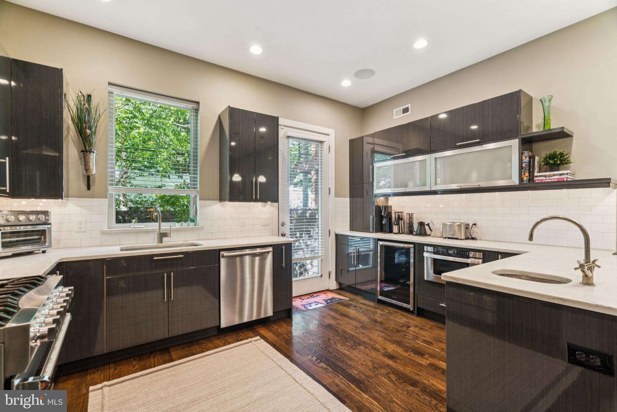 GRADUATE HOSPITAL - Residential