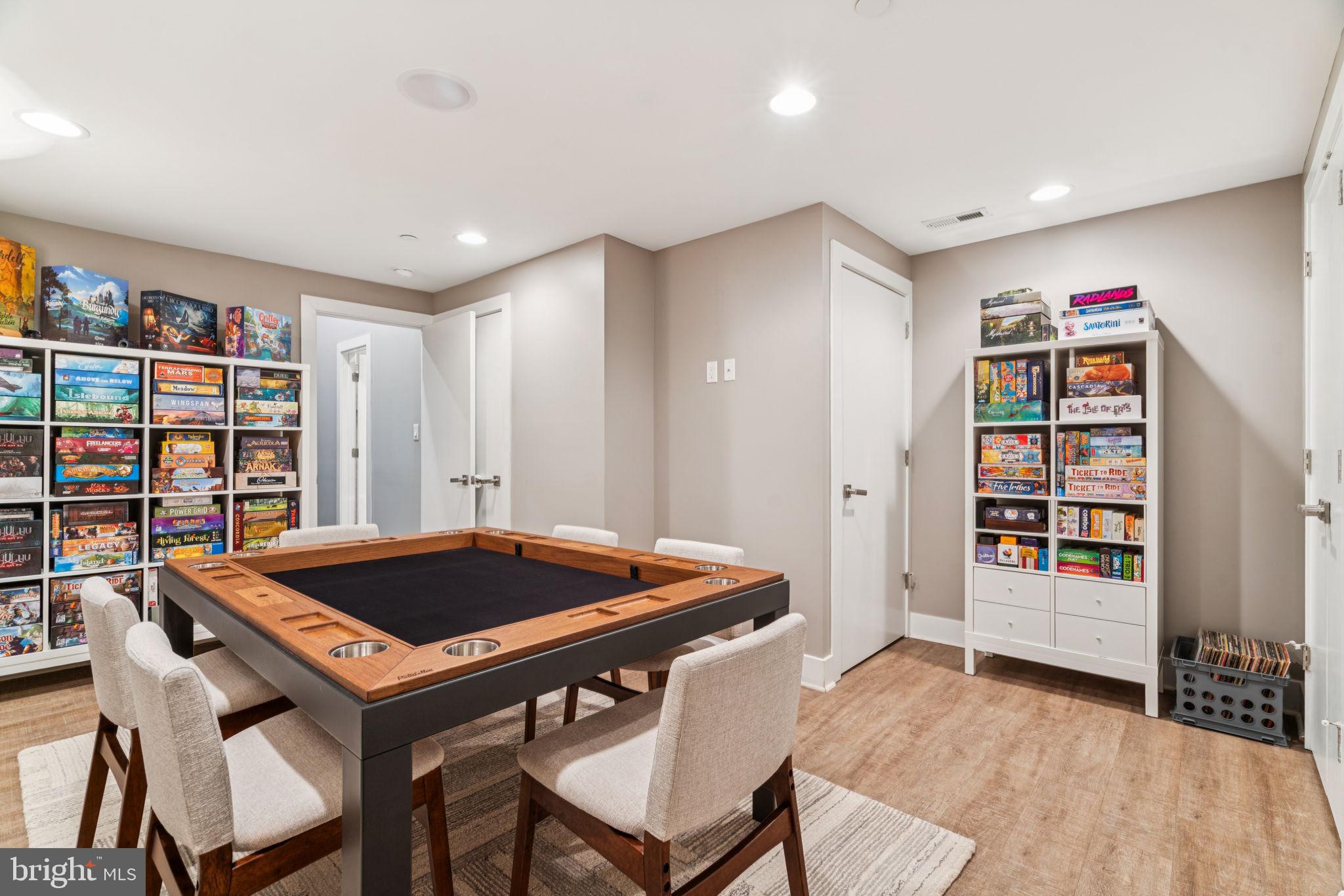 GRADUATE HOSPITAL - Residential