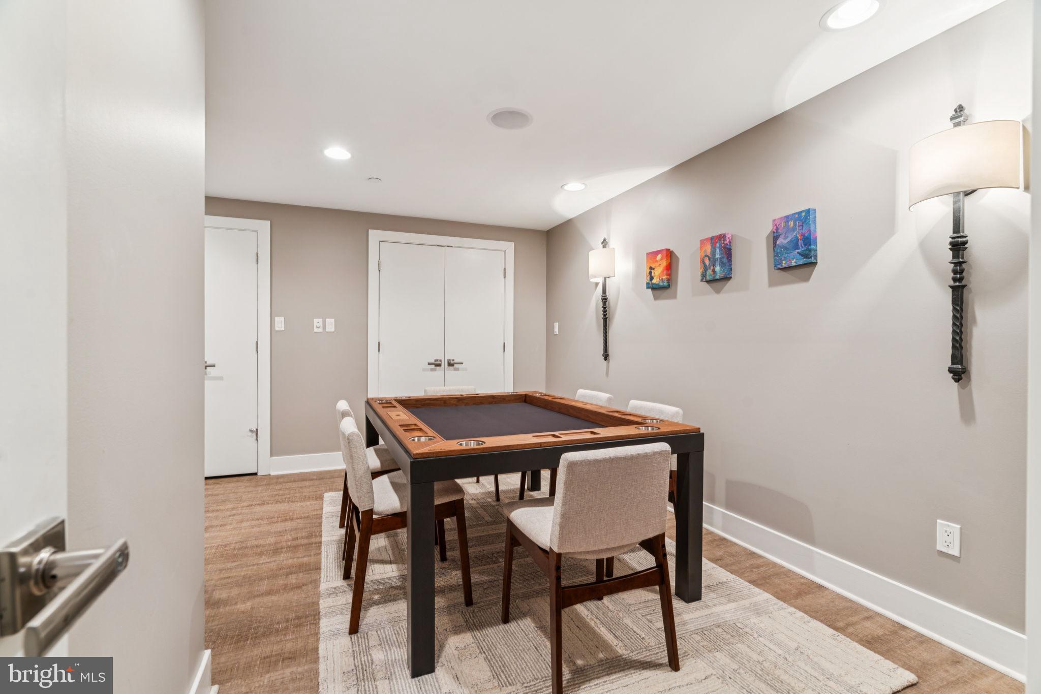 GRADUATE HOSPITAL - Residential