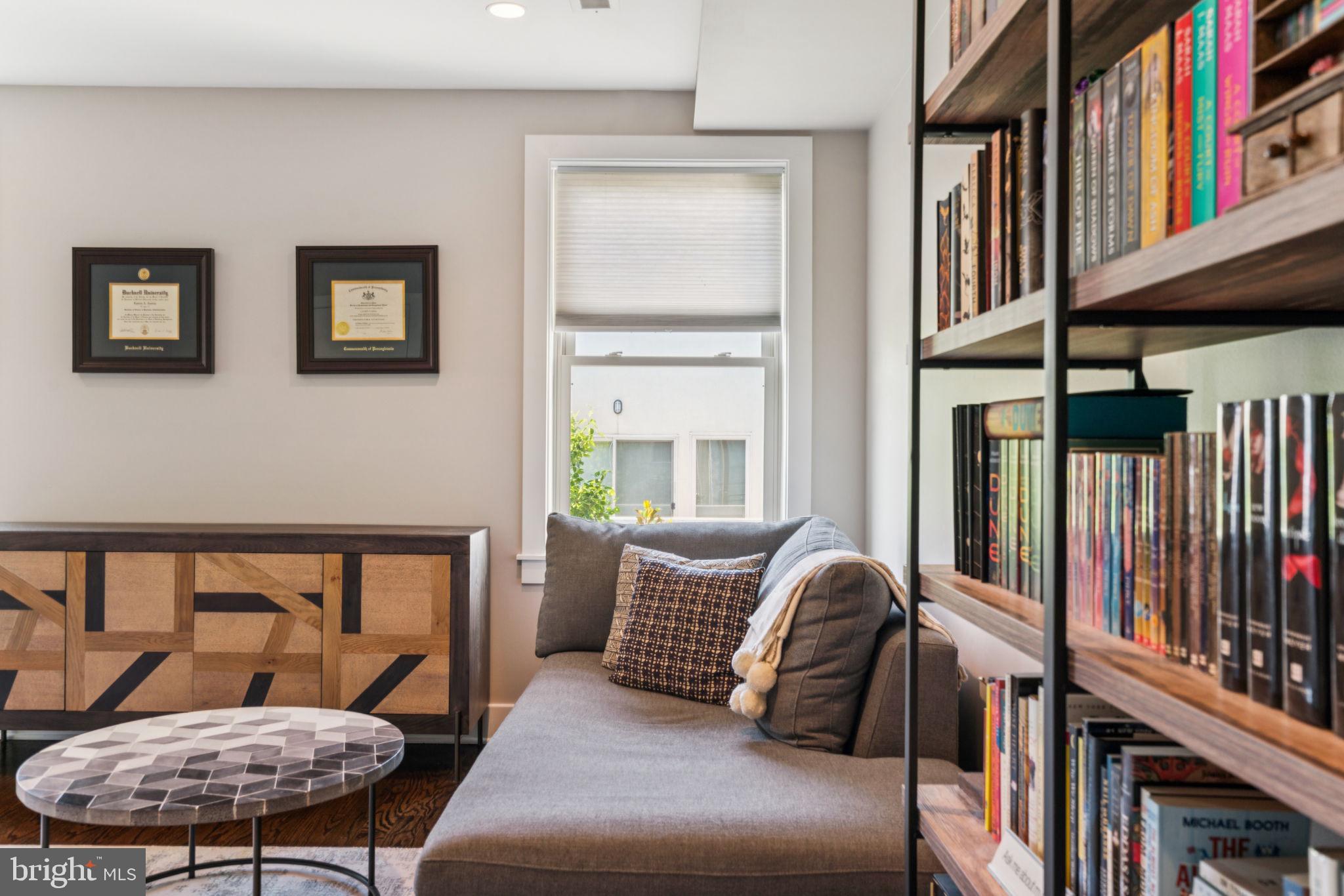 GRADUATE HOSPITAL - Residential