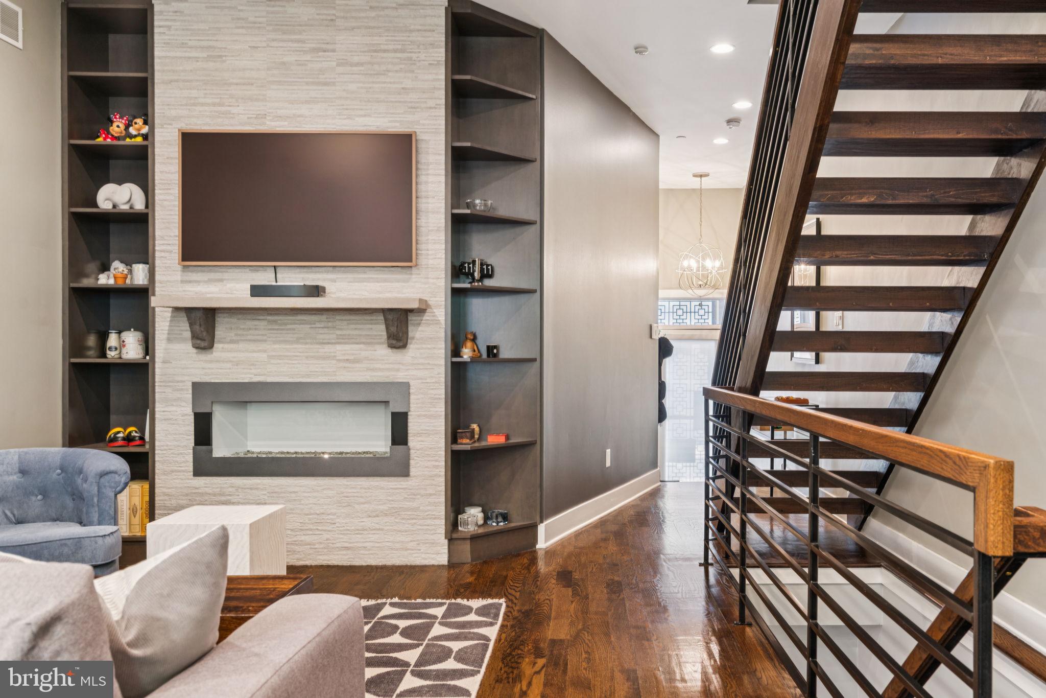 GRADUATE HOSPITAL - Residential