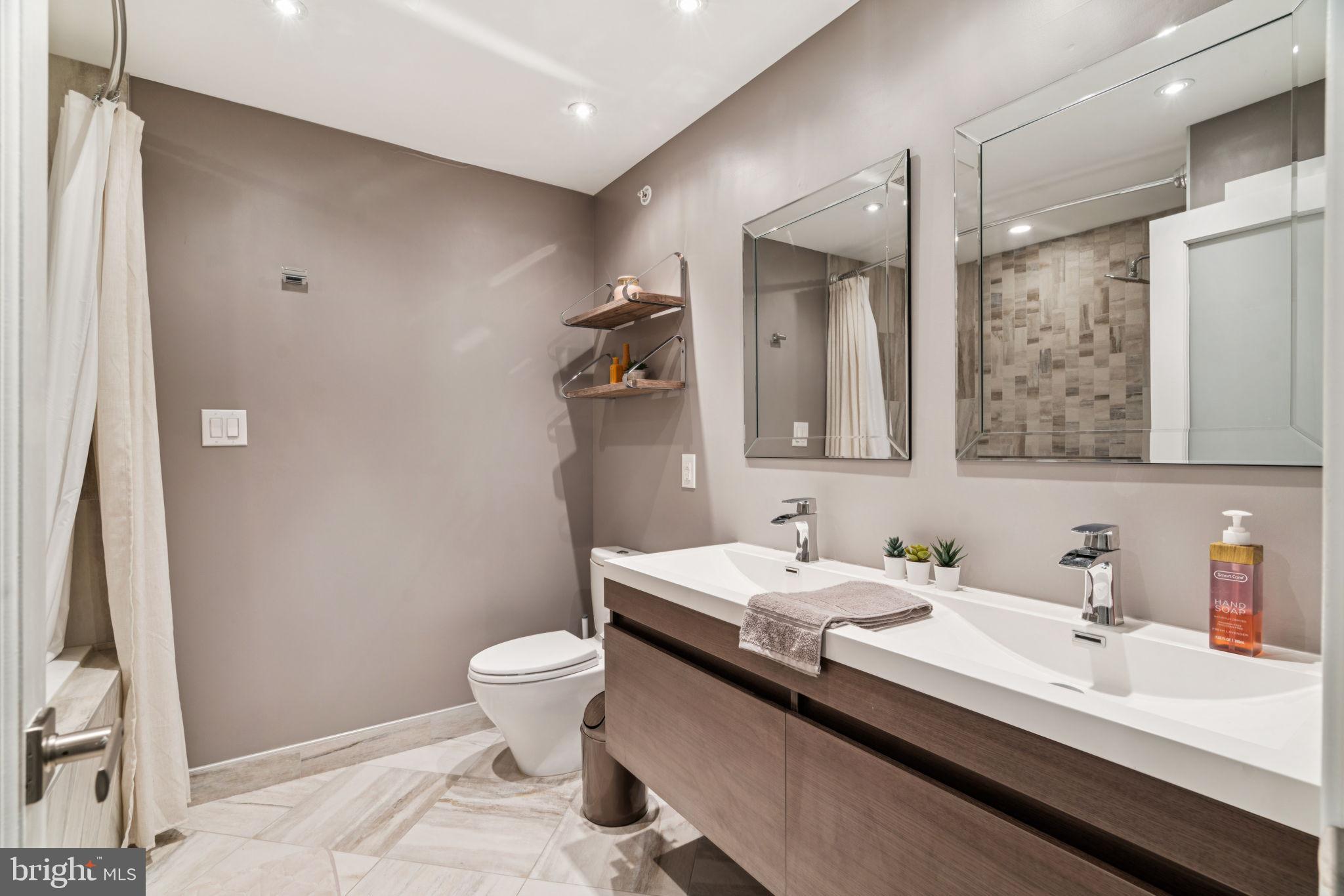 GRADUATE HOSPITAL - Residential