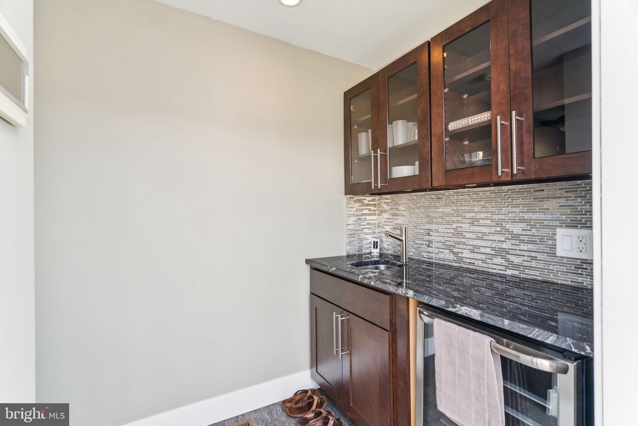 GRADUATE HOSPITAL - Residential