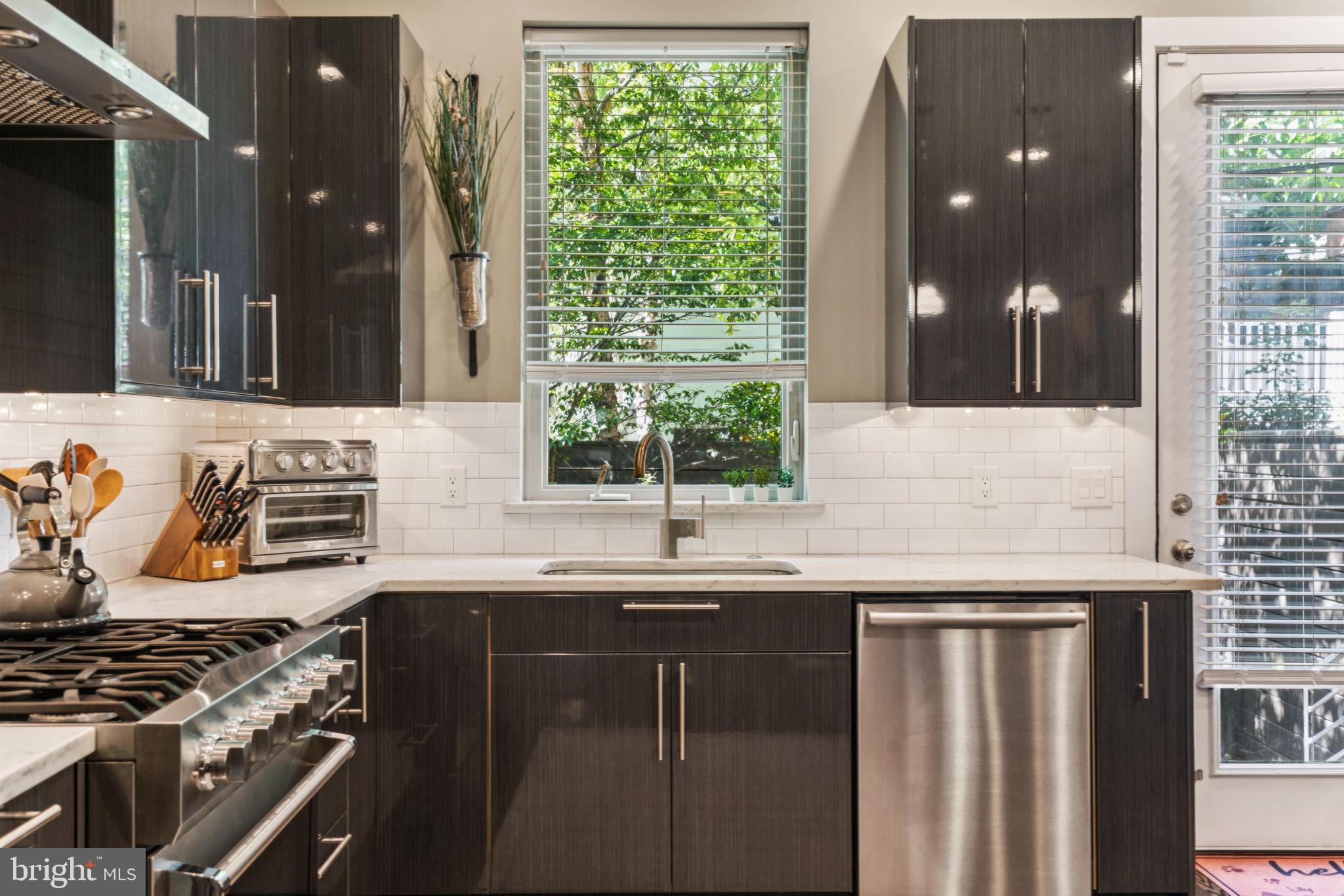 GRADUATE HOSPITAL - Residential