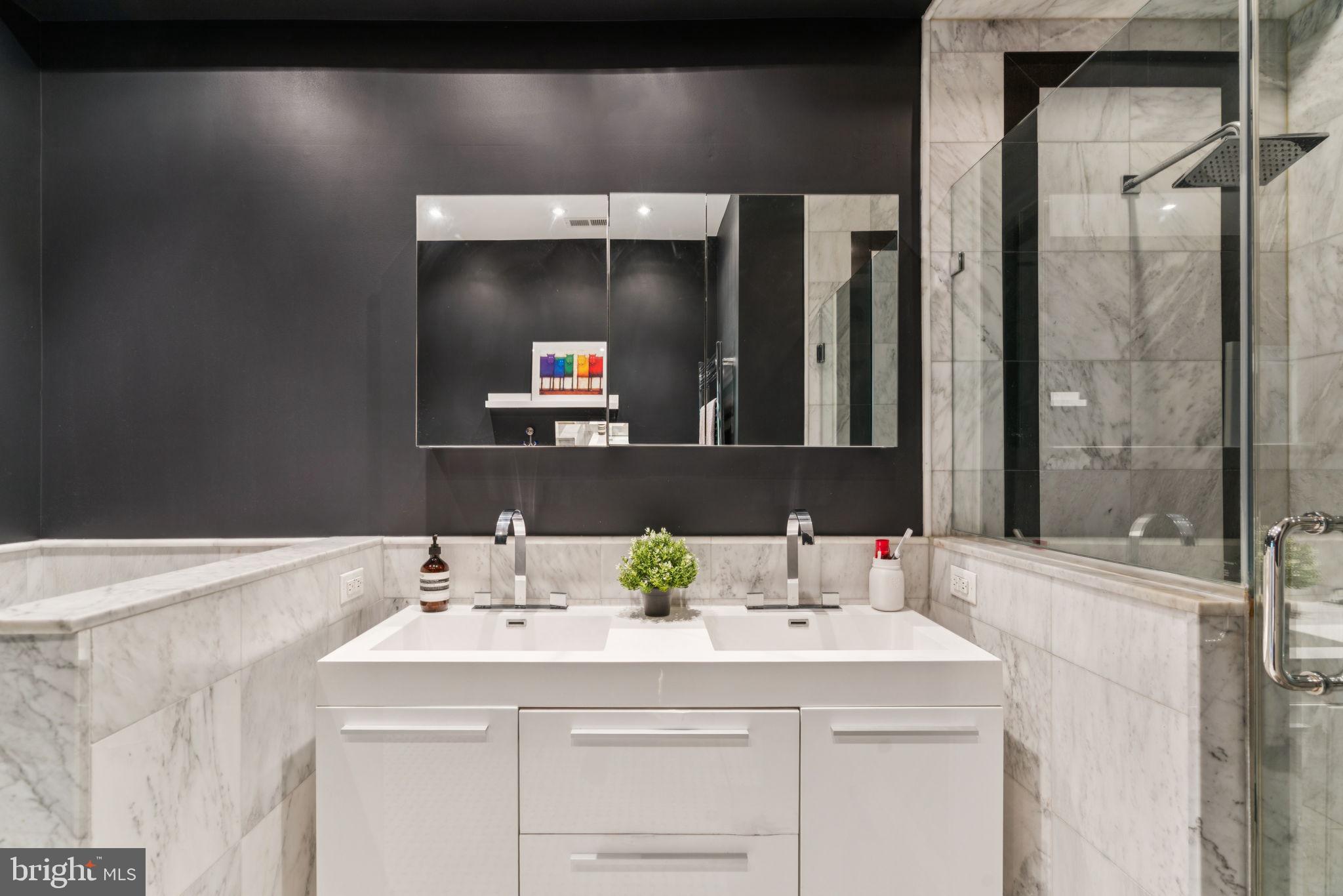 GRADUATE HOSPITAL - Residential