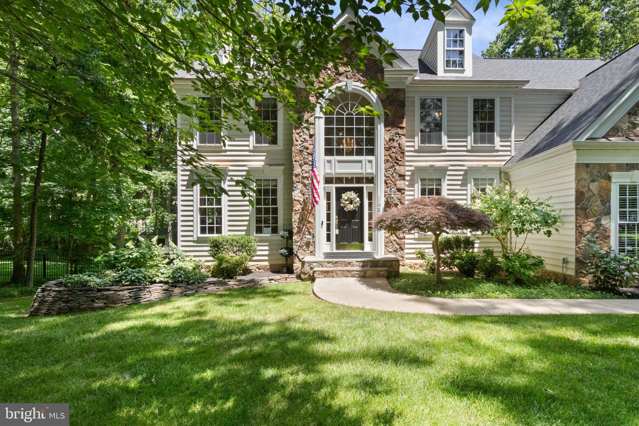 11907 SANDY HILL COURT