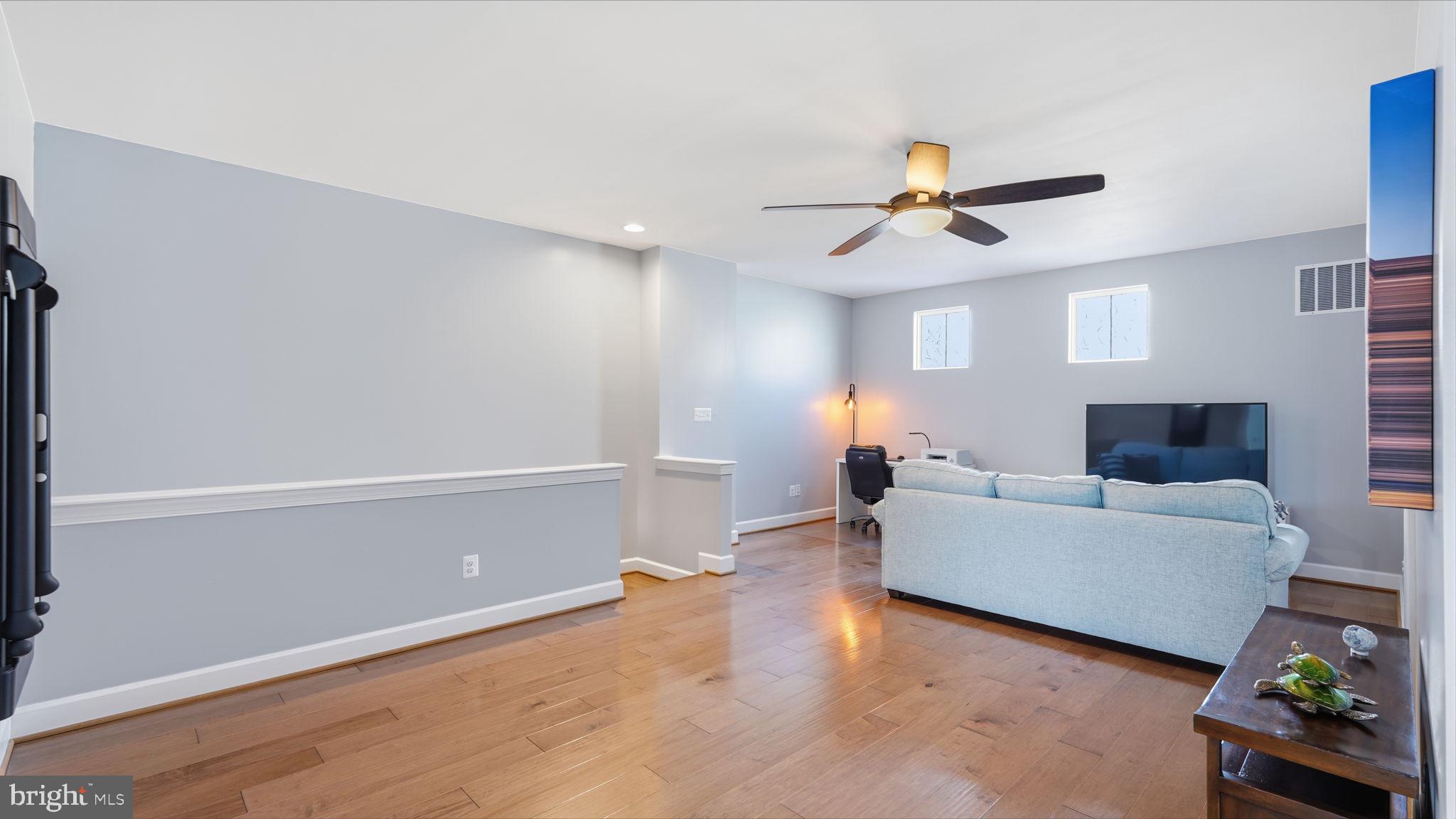 EMBREY MILL - Residential