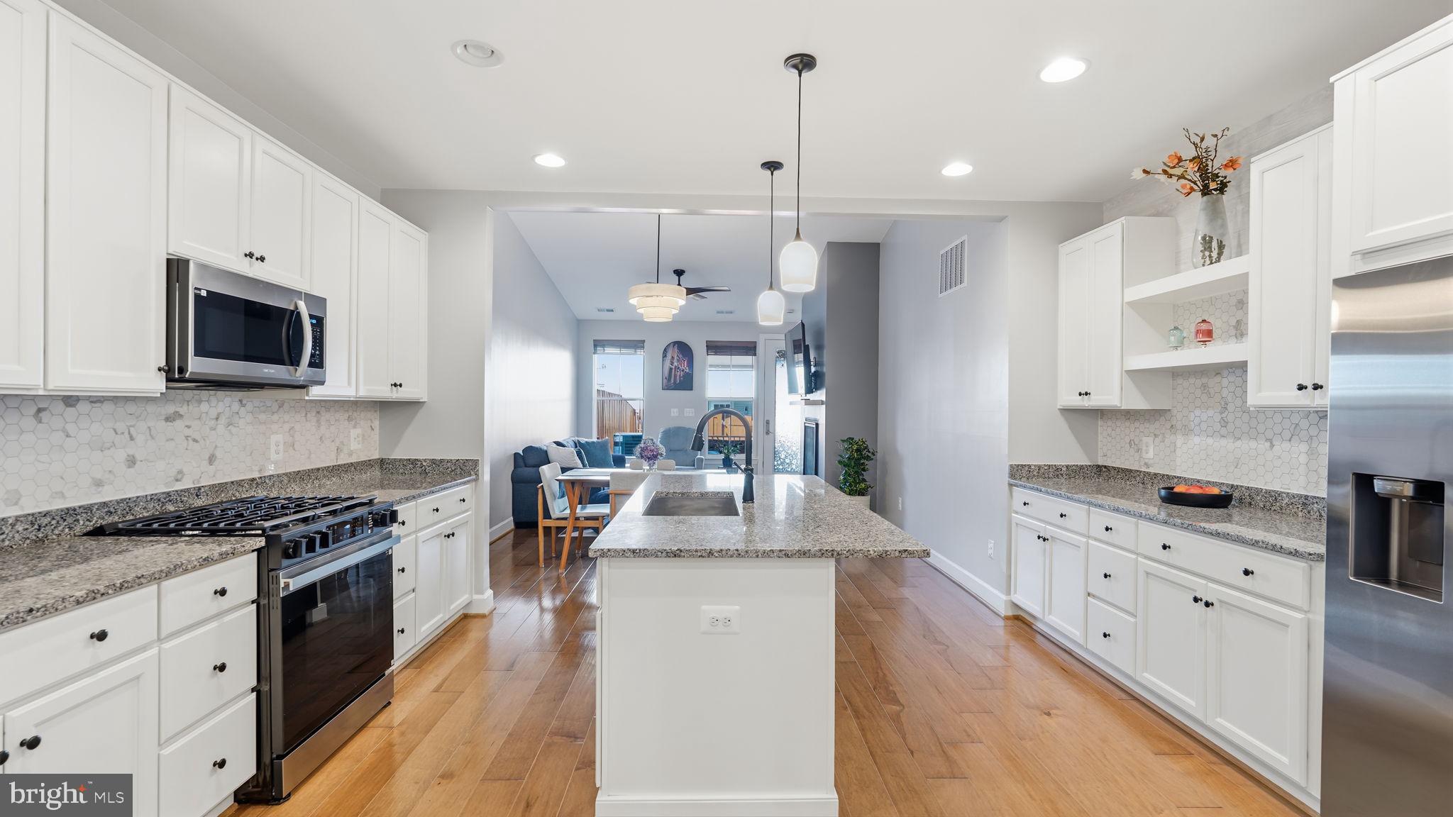 EMBREY MILL - Residential