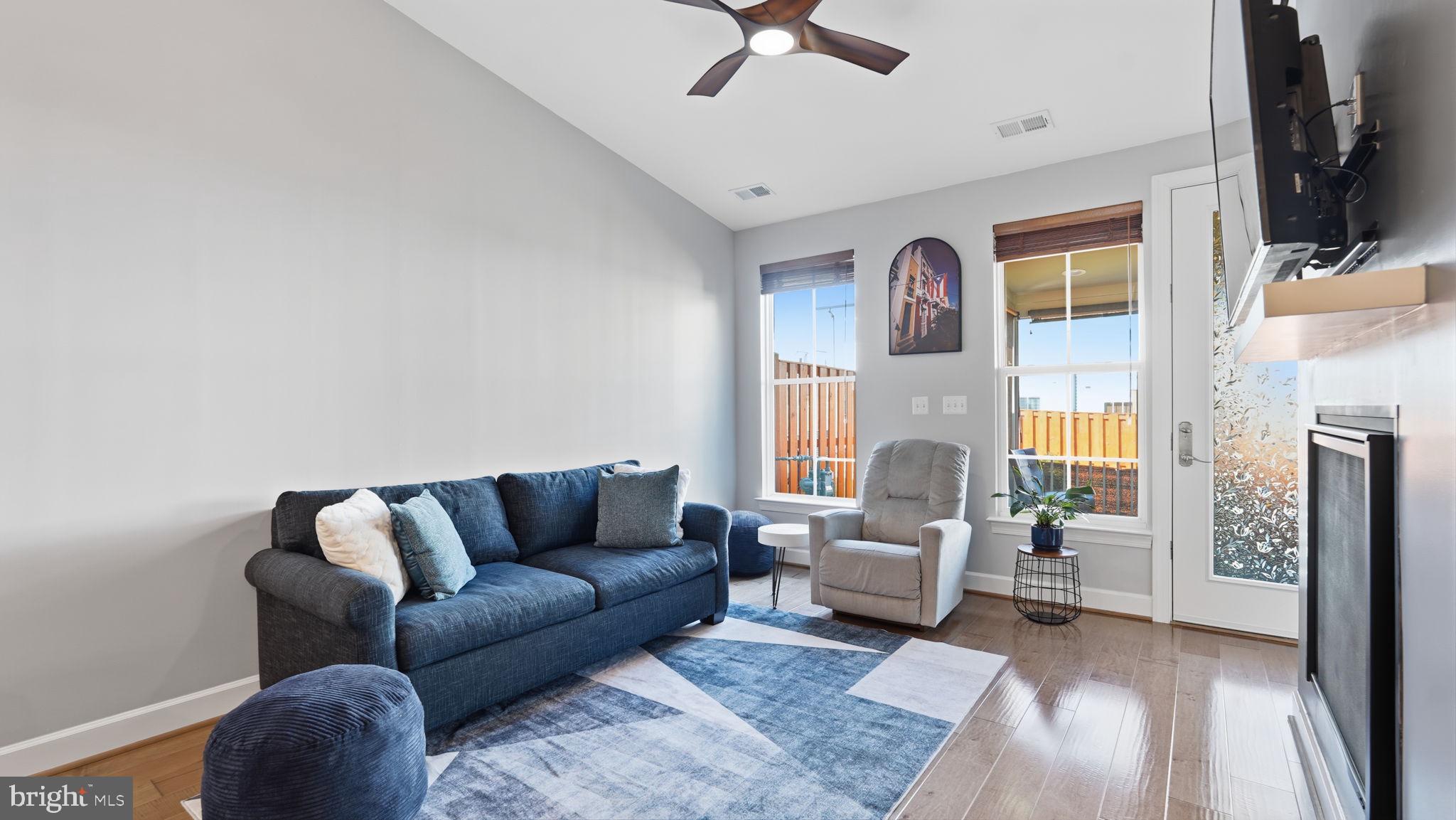 EMBREY MILL - Residential