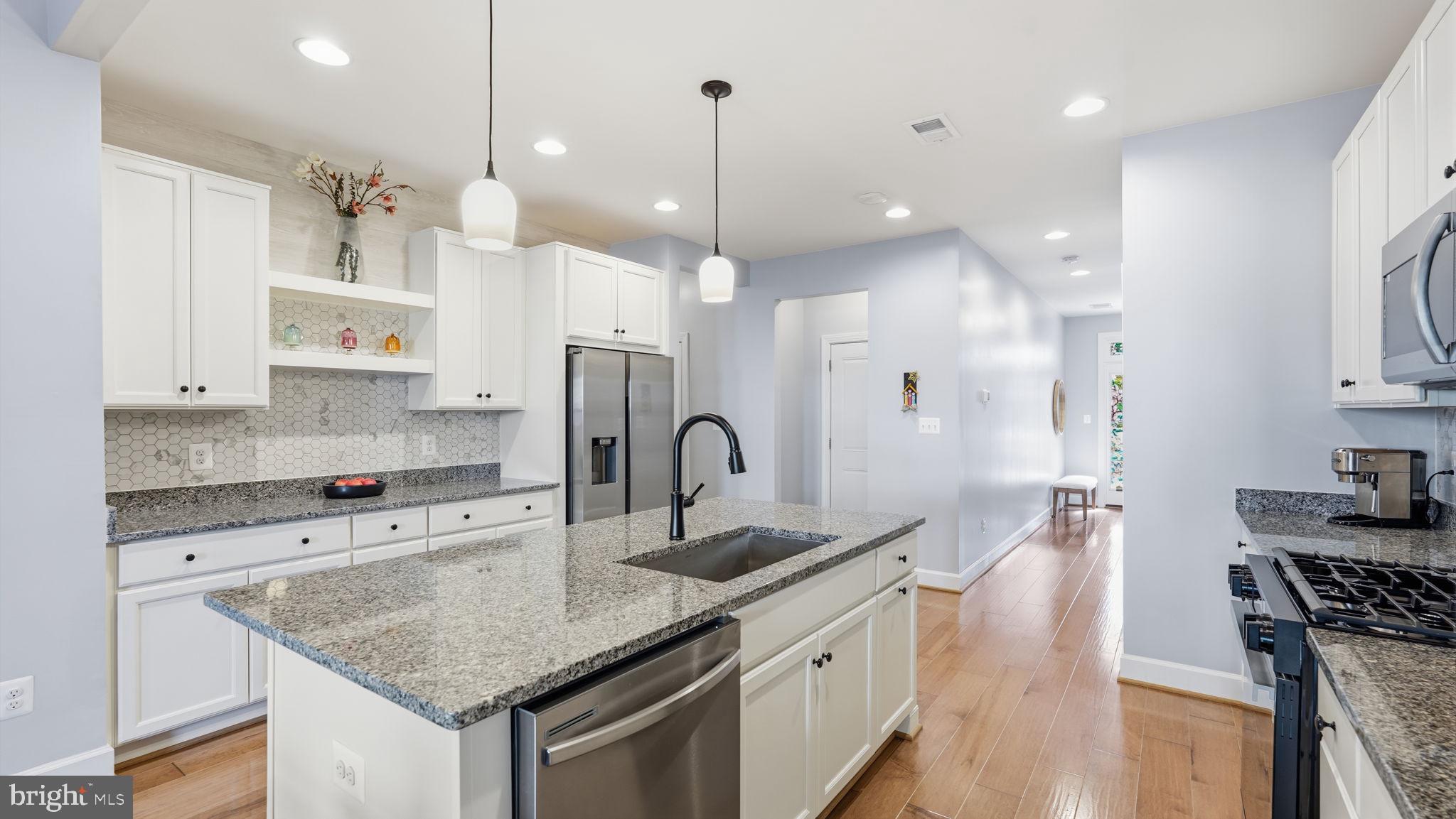 EMBREY MILL - Residential