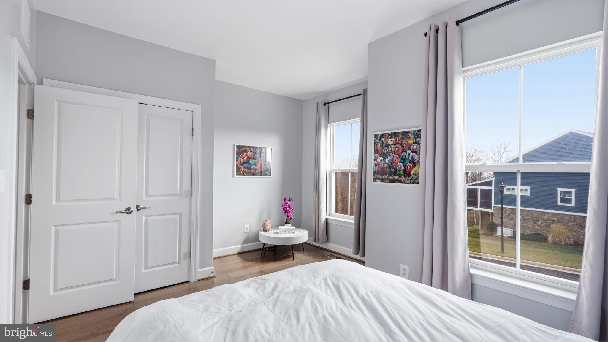 EMBREY MILL - Residential