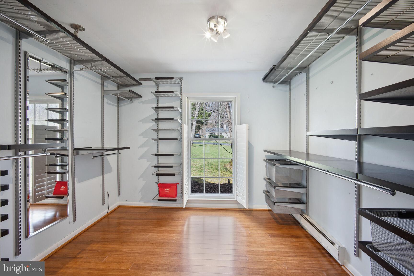 GREAT FALLS ESTATES - Residential Lease