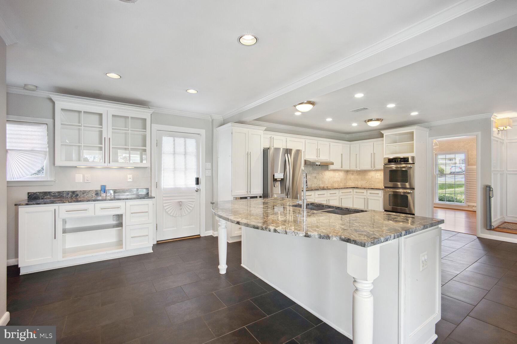 GREAT FALLS ESTATES - Residential Lease