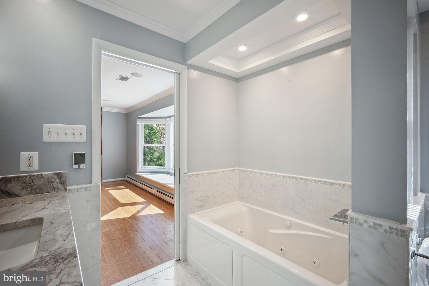 GREAT FALLS ESTATES - Residential Lease