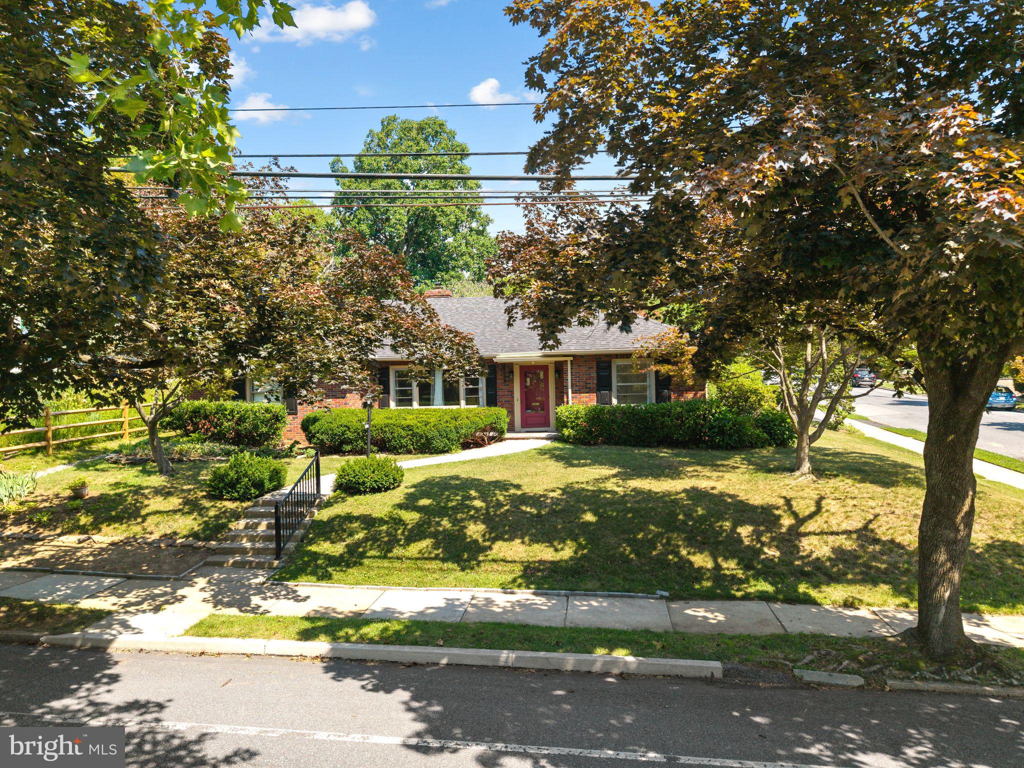 2705 W CHEW STREET