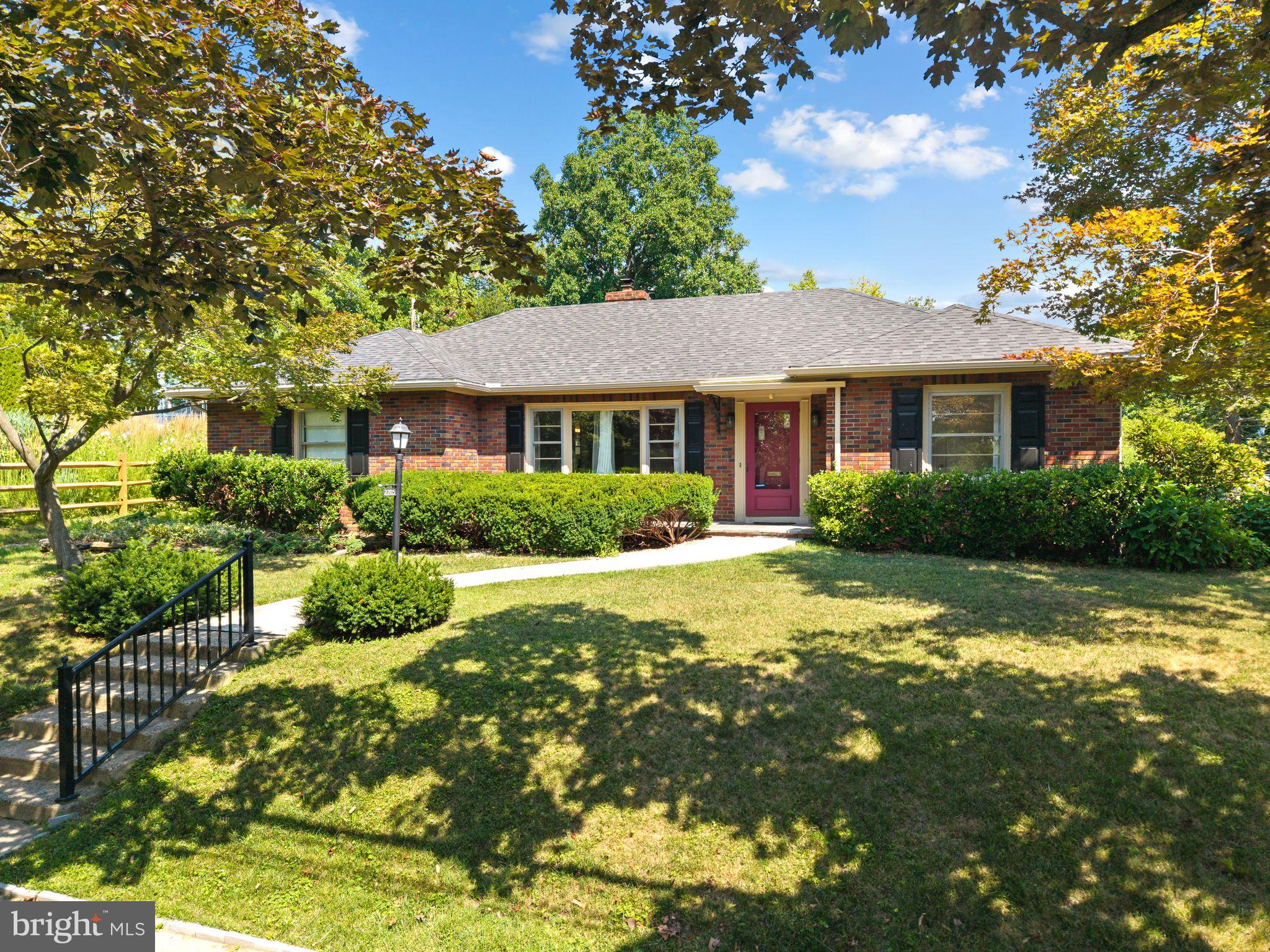 2705 W CHEW STREET