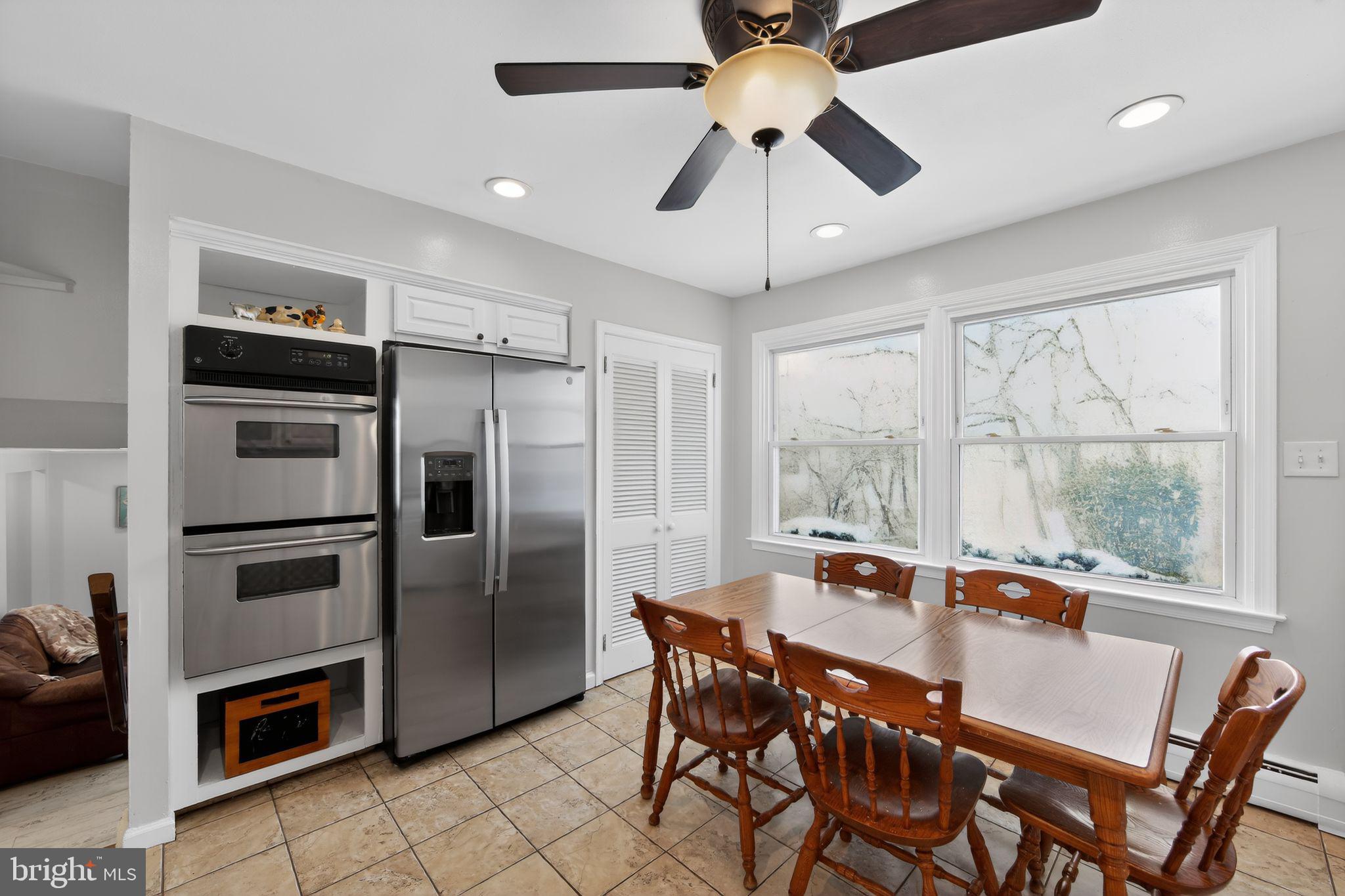 WHITFORD HILLS - Residential