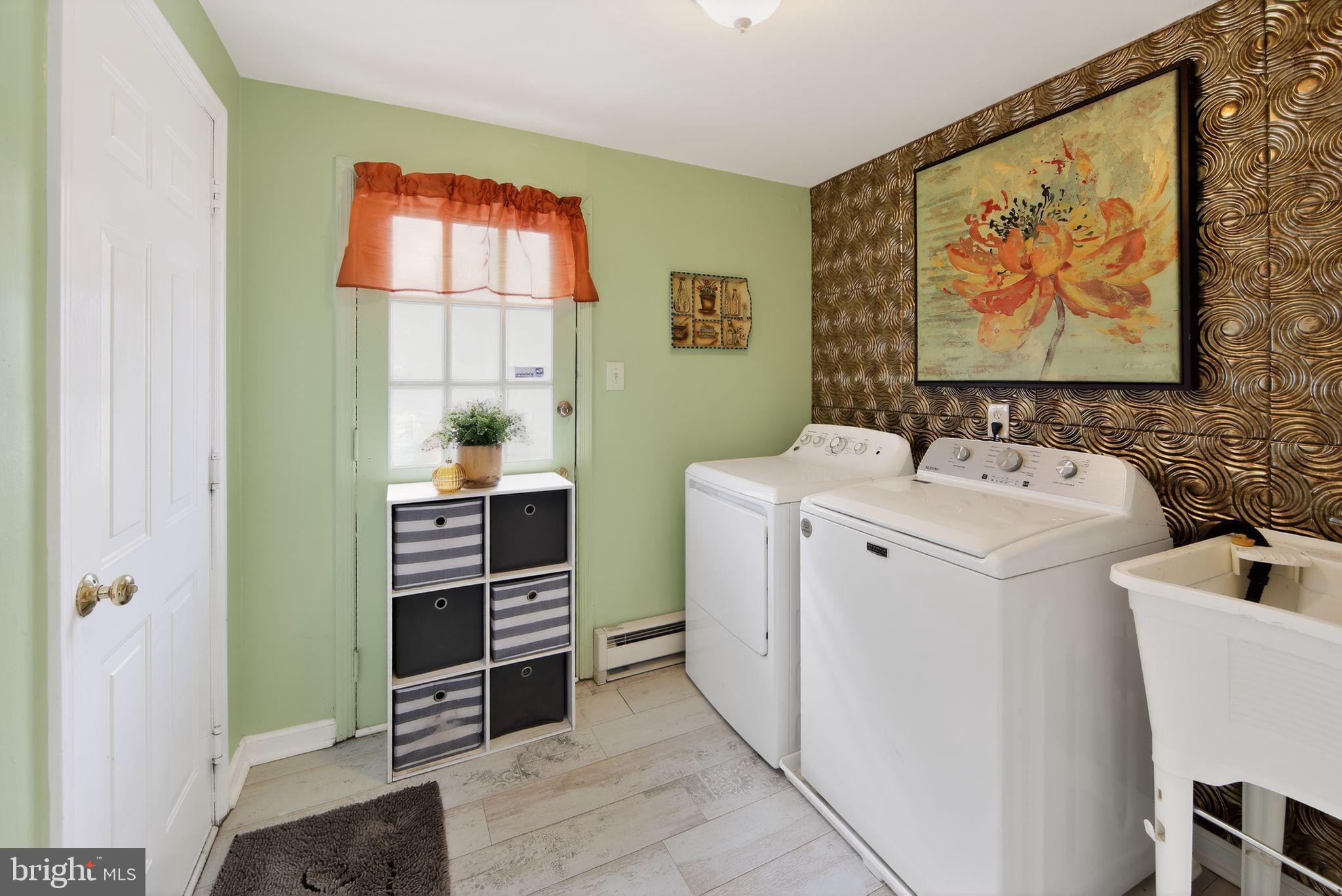 WHITFORD HILLS - Residential