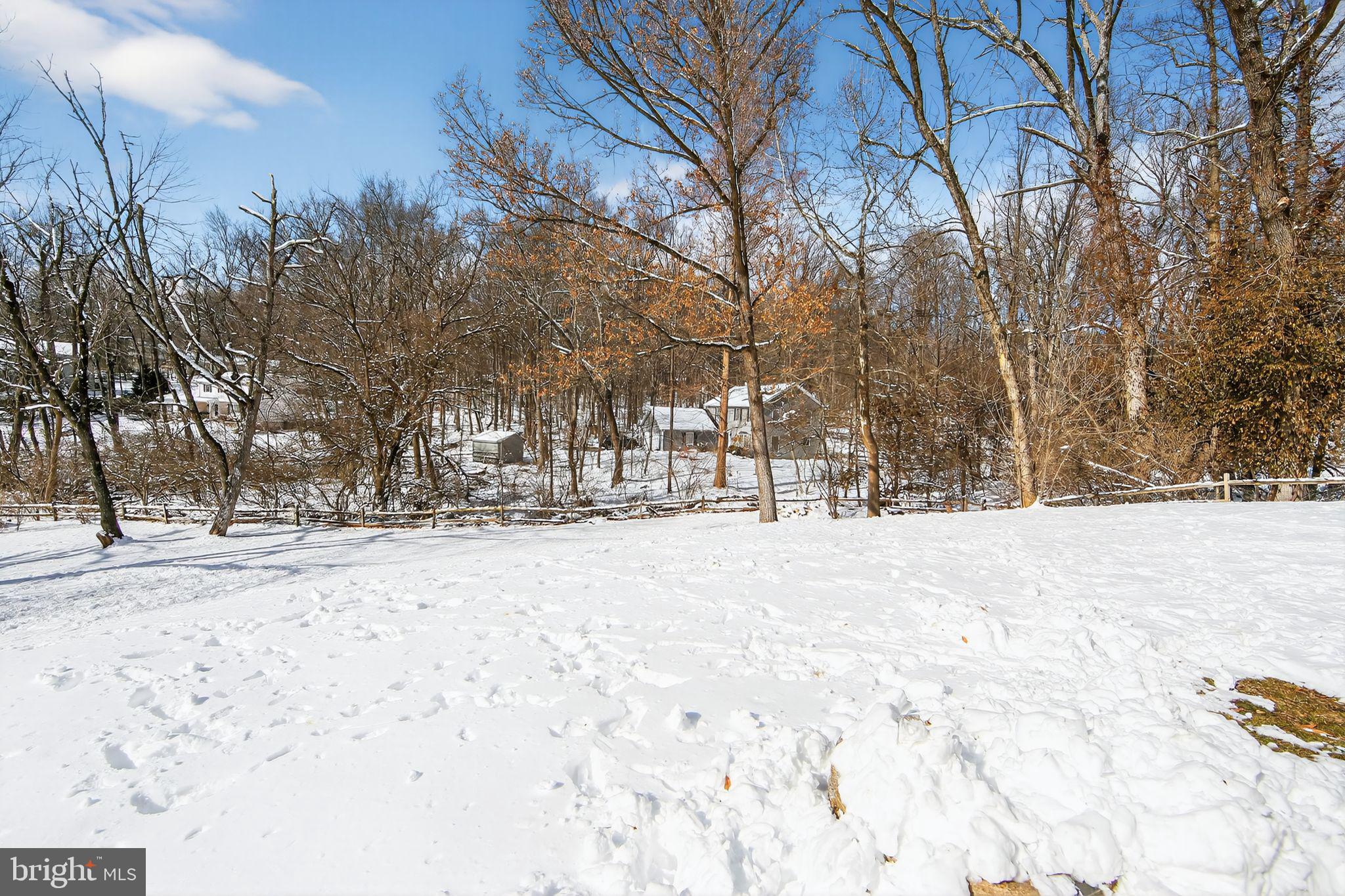 WHITFORD HILLS - Residential