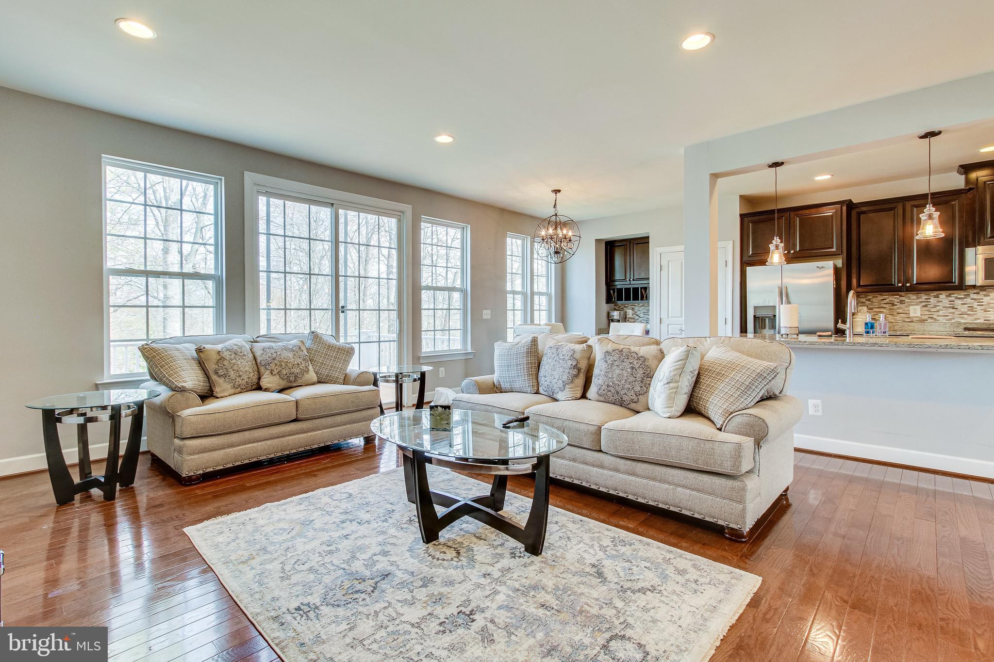 OVERLOOK - Residential Lease