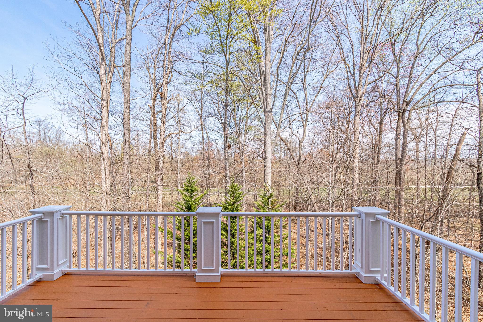 OVERLOOK - Residential Lease