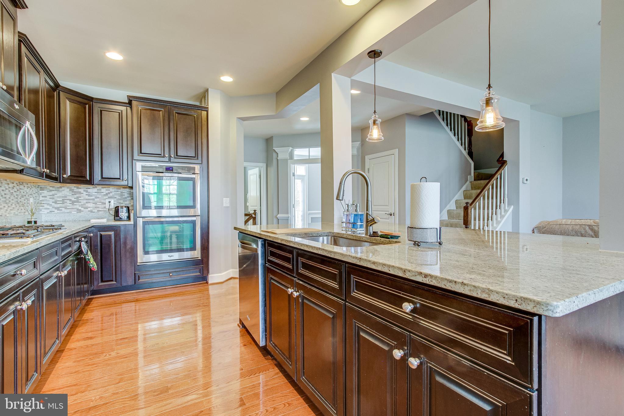 OVERLOOK - Residential Lease