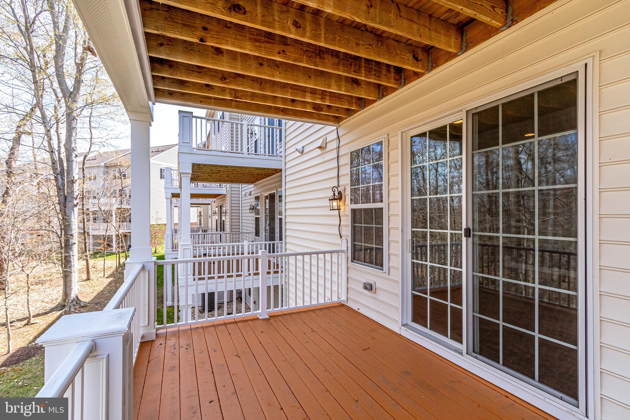 OVERLOOK - Residential Lease