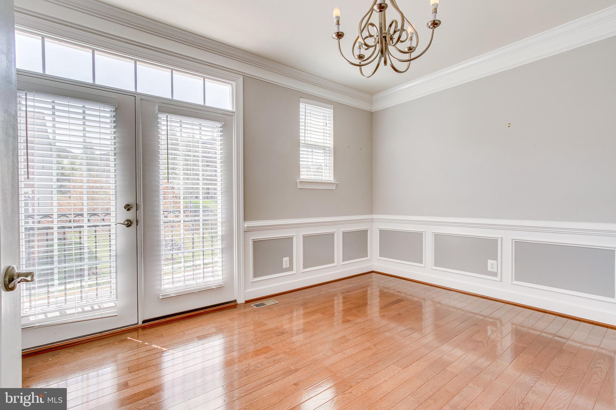 OVERLOOK - Residential Lease