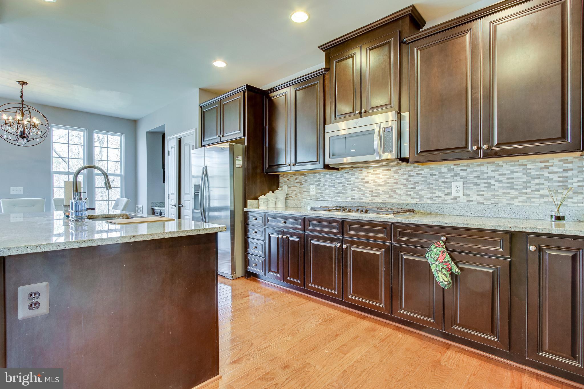 OVERLOOK - Residential Lease